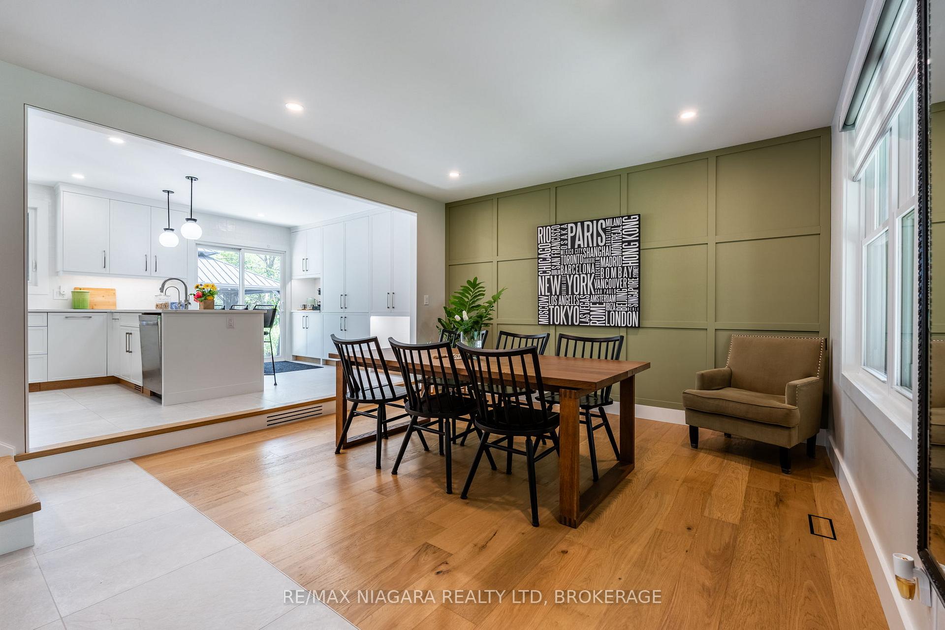 Photo 7 of 4 Rosemount Court, Grimsby, Grimsby Beach — HOMEH