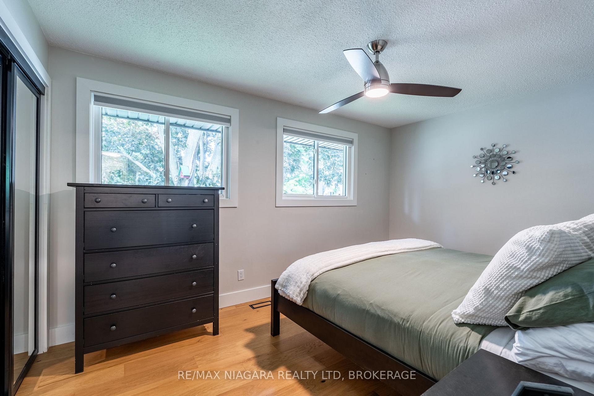 Photo 20 of 4 Rosemount Court, Grimsby, Grimsby Beach — HOMEH