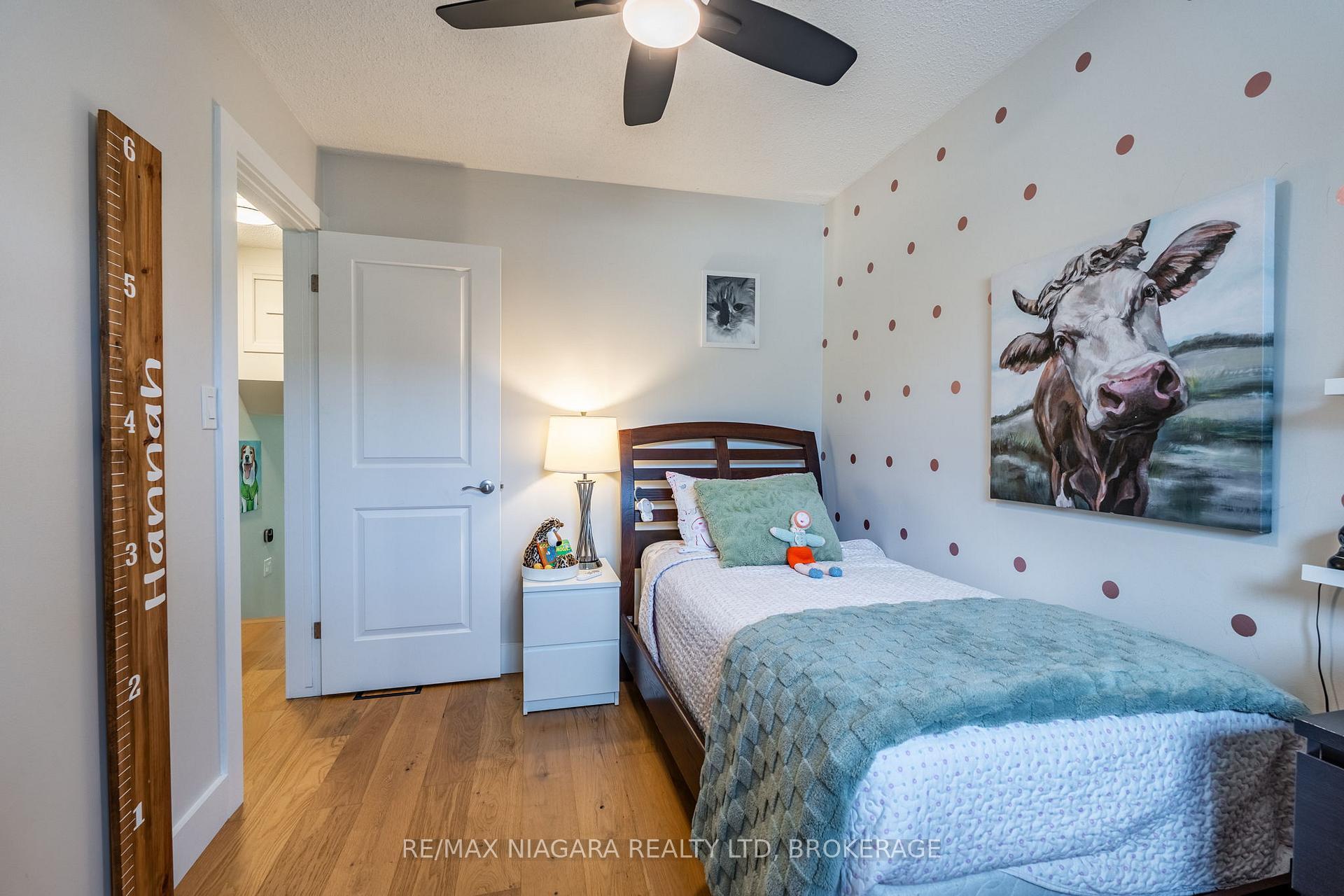 Photo 26 of 4 Rosemount Court, Grimsby, Grimsby Beach — HOMEH