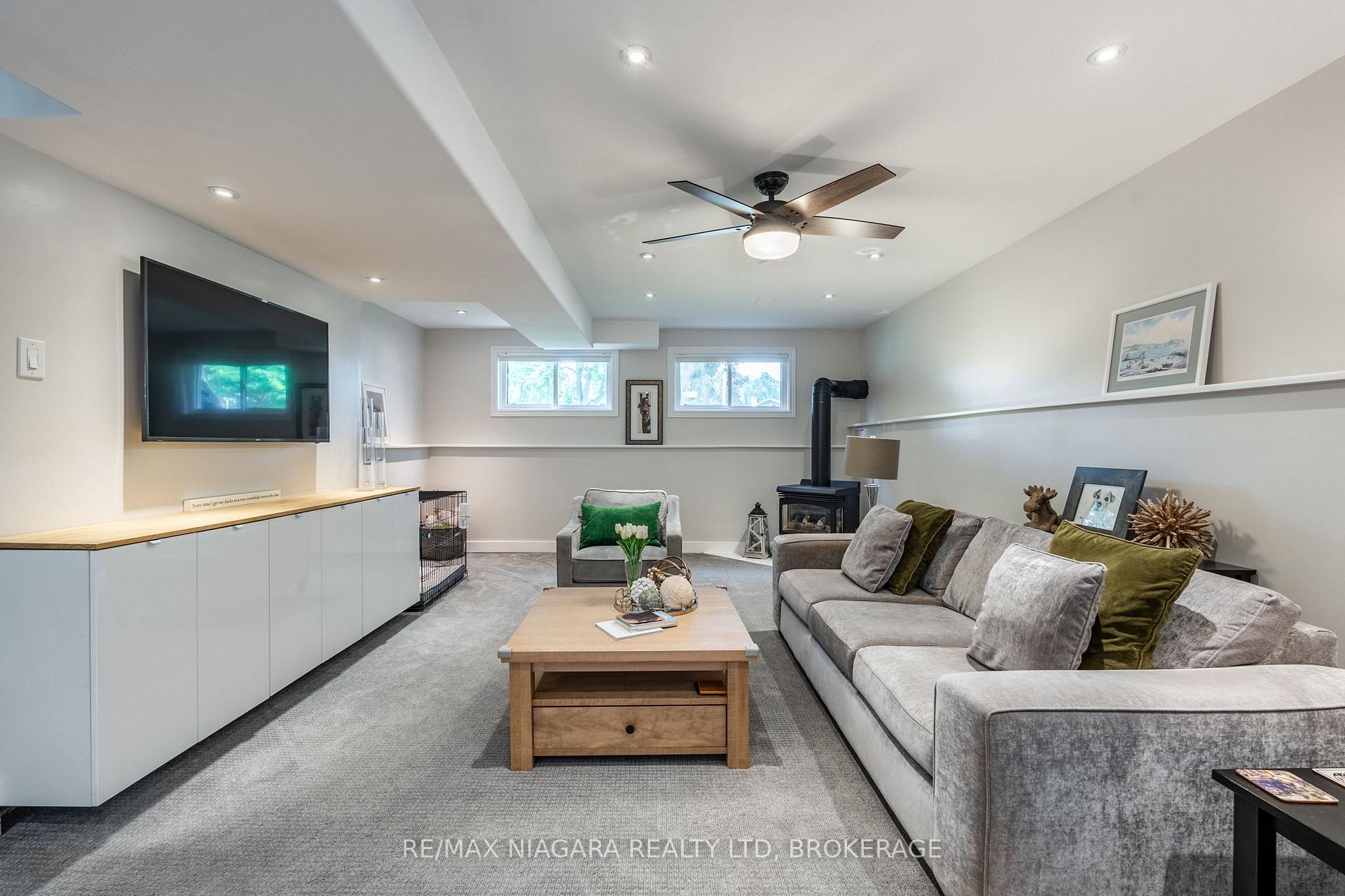 Photo 30 of 4 Rosemount Court, Grimsby, Grimsby Beach — HOMEH