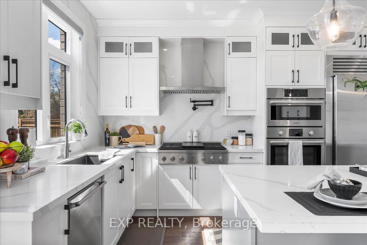 Photo 10 of 79 Charles Tilley Crescent, Clarington, Rural Clarington — HOMEH