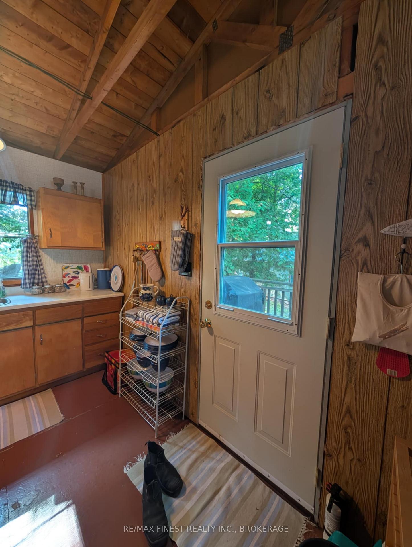 Photo 5 of 2 Porcupine Island, Frontenac, Frontenac South — HOMEH