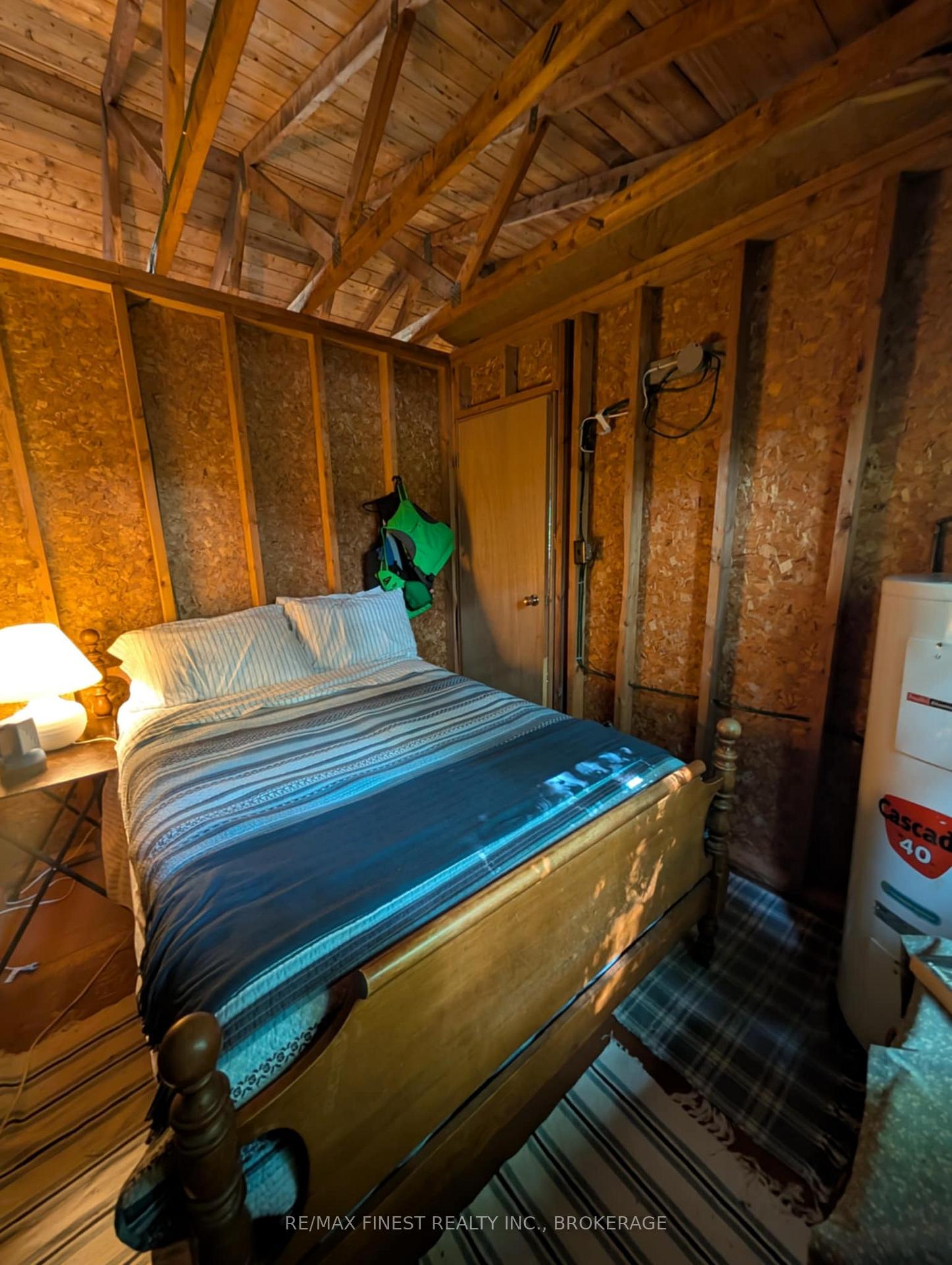 Photo 13 of 2 Porcupine Island, Frontenac, Frontenac South — HOMEH