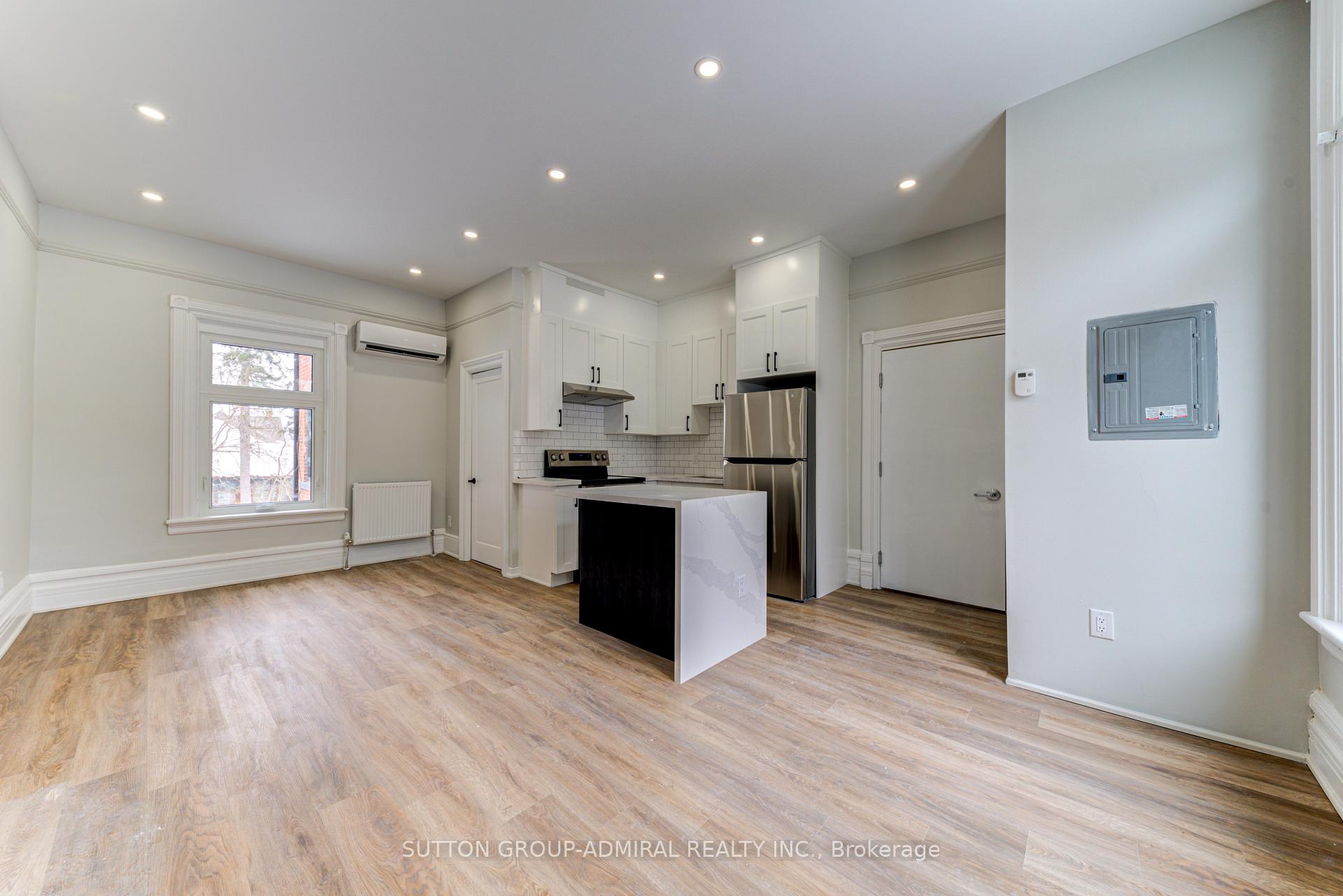 Photo 5 of Unit 1, 167 Collier Street, Barrie, City Centre — HOMEH