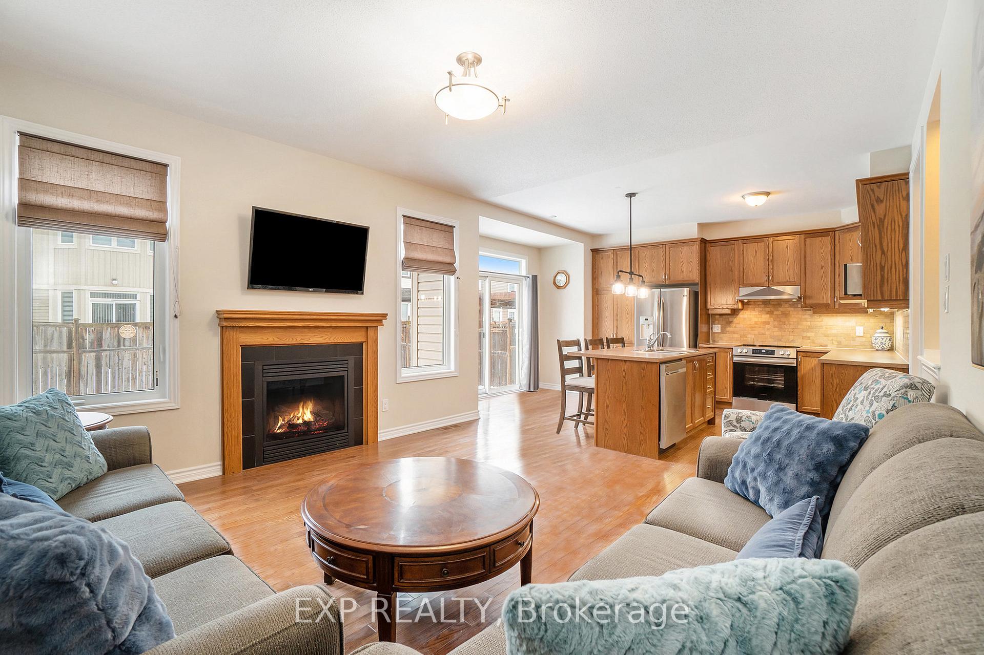 Photo 7 of 405 Meadowhawk Crescent, Ottawa, Barrhaven - Half Moon Bay — HOMEH