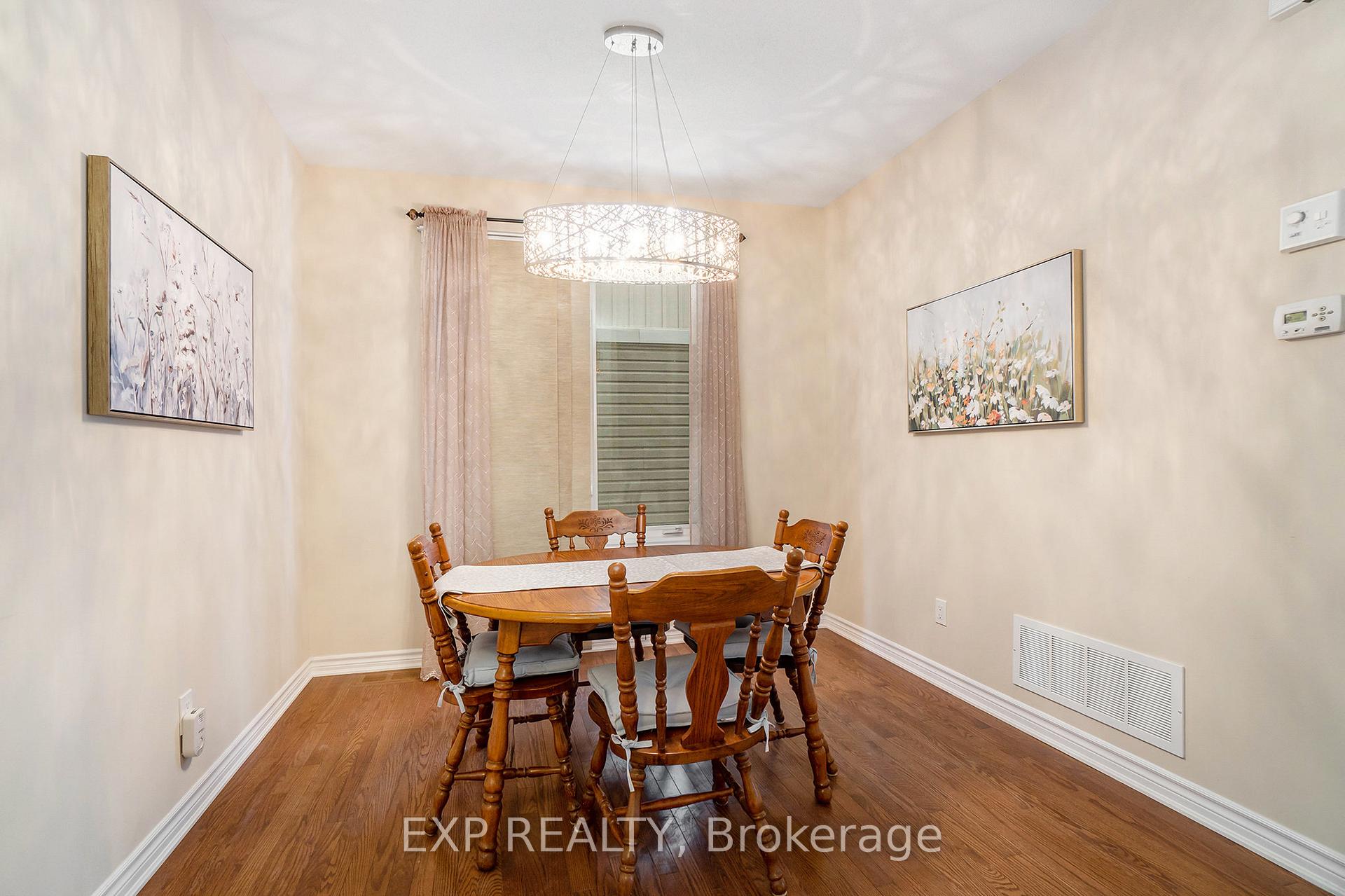Photo 11 of 405 Meadowhawk Crescent, Ottawa, Barrhaven - Half Moon Bay — HOMEH