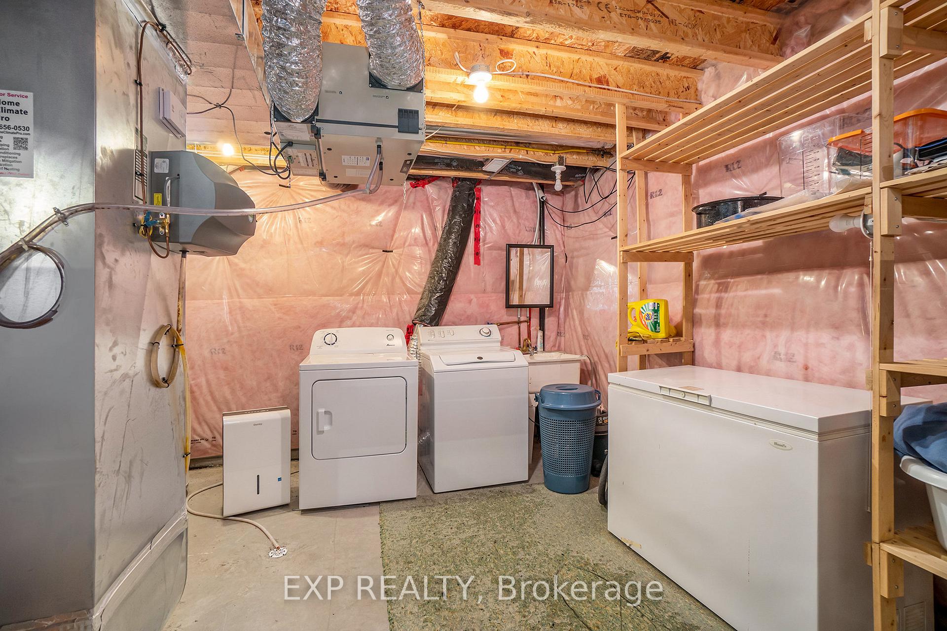 Photo 32 of 405 Meadowhawk Crescent, Ottawa, Barrhaven - Half Moon Bay — HOMEH