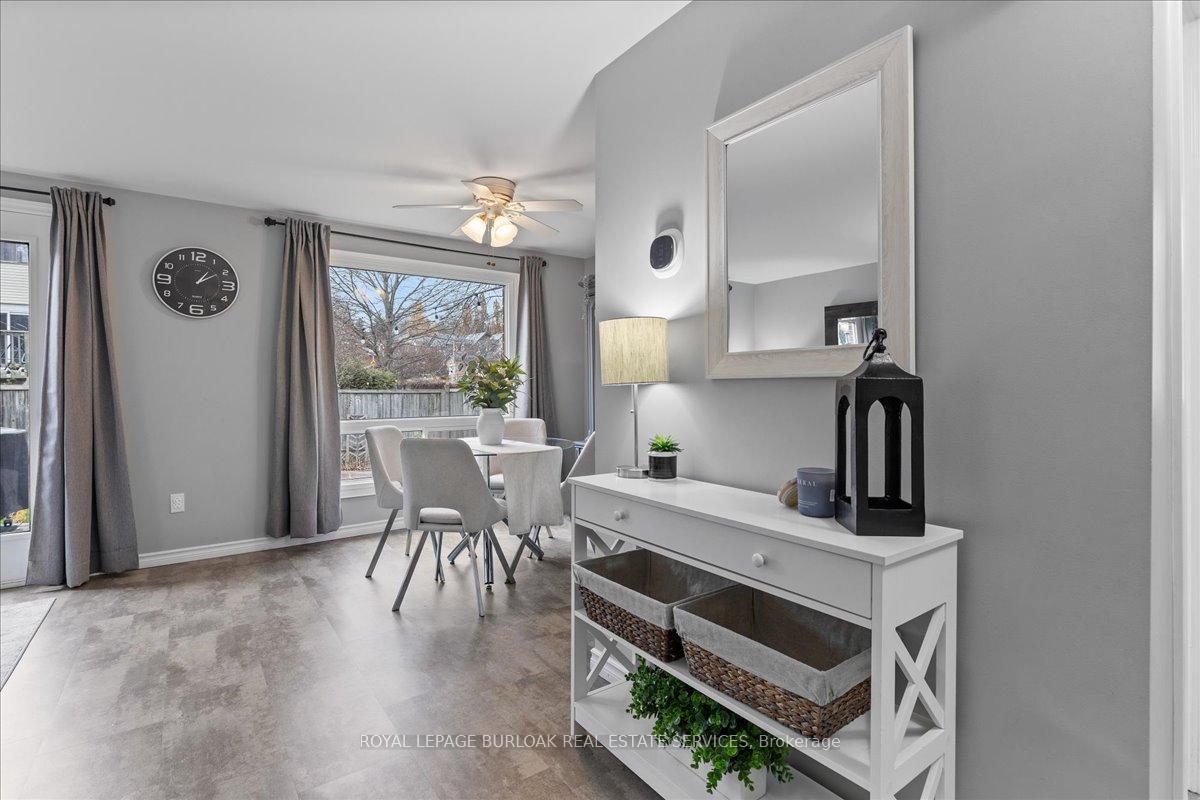 Photo 6 of 98 Grandridge Crescent, Guelph, Willow West/Sugarbush/West Acres — HOMEH