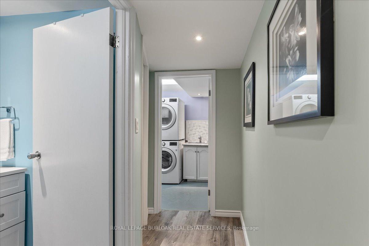 Photo 35 of 98 Grandridge Crescent, Guelph, Willow West/Sugarbush/West Acres — HOMEH