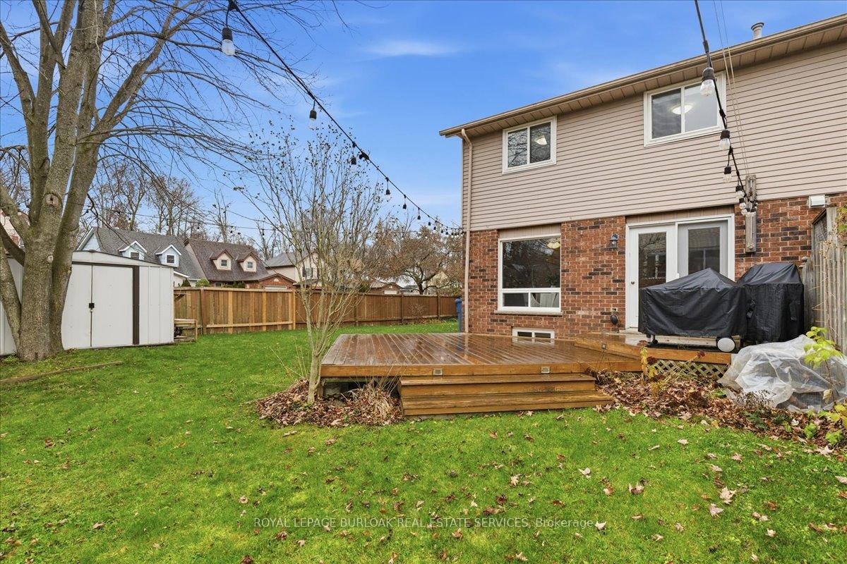 Photo 43 of 98 Grandridge Crescent, Guelph, Willow West/Sugarbush/West Acres — HOMEH