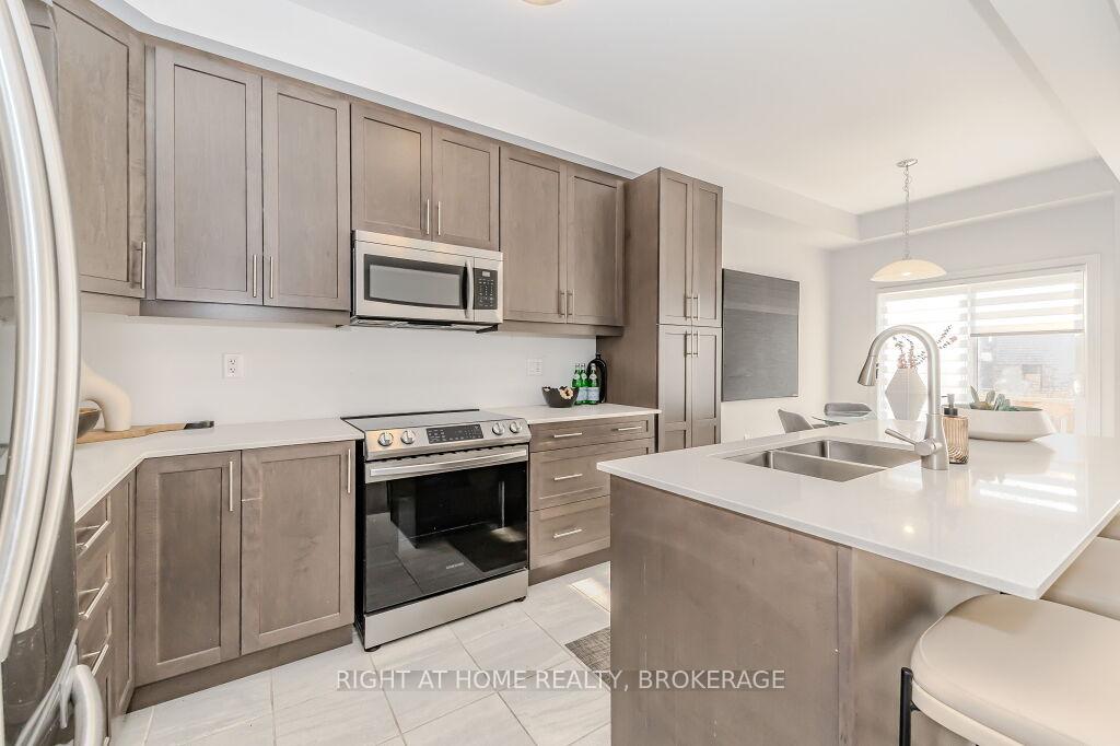 Photo 24 of 31 Baker Lane, Brant, Paris — HOMEH