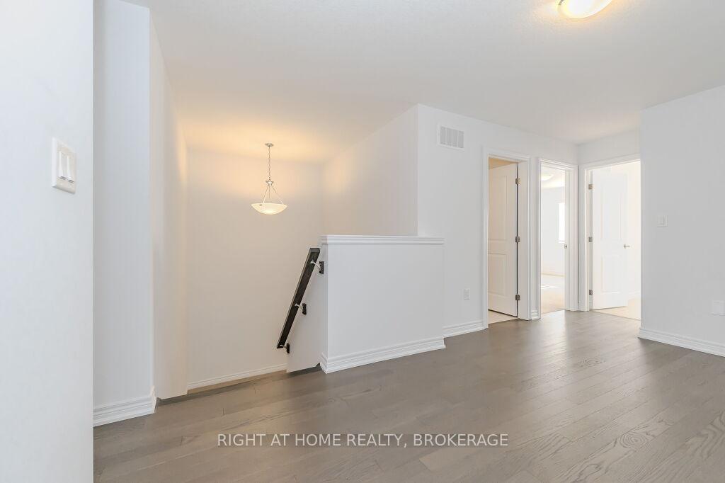 Photo 30 of 31 Baker Lane, Brant, Paris — HOMEH