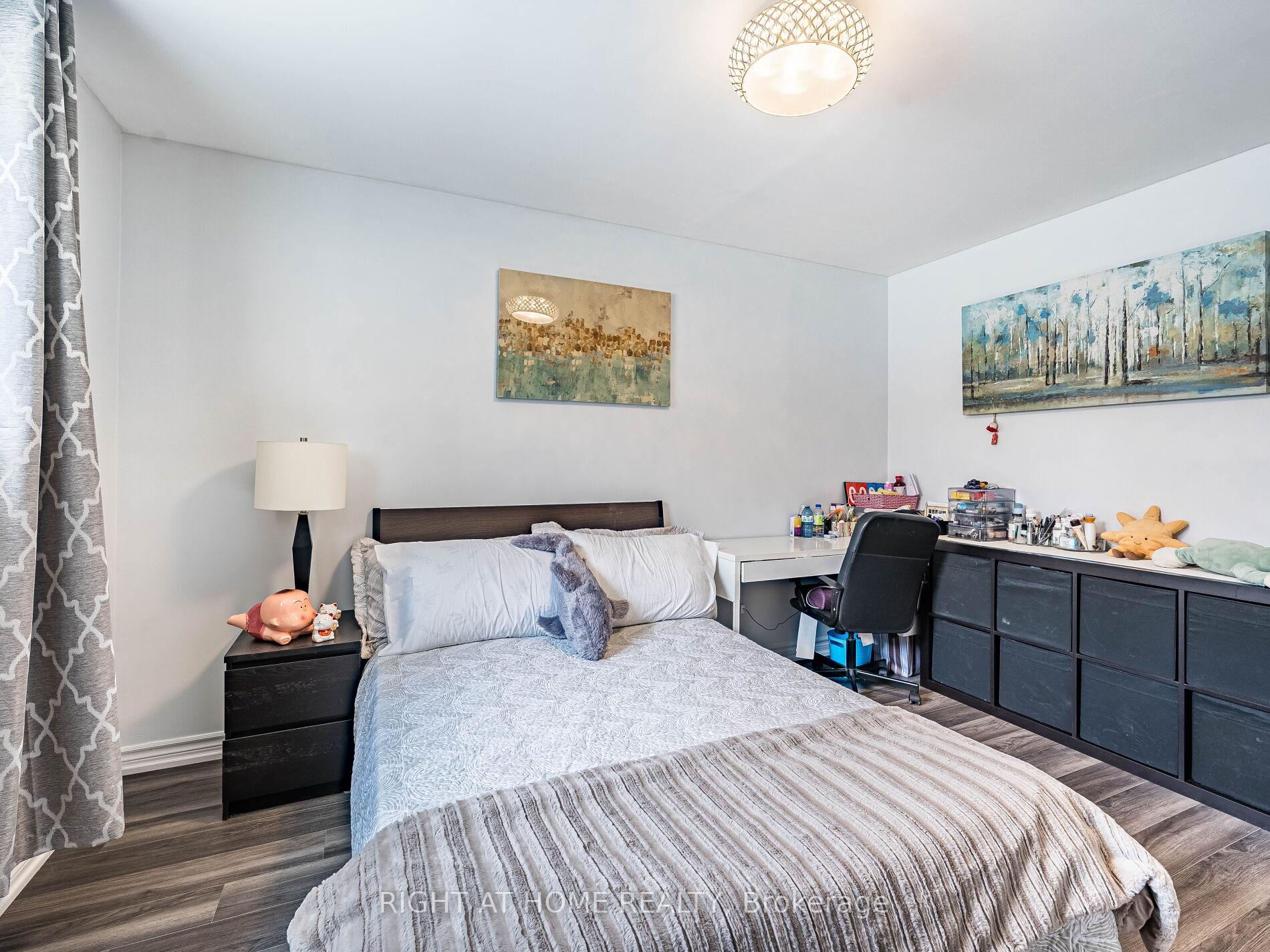 Photo 32 of 28 West Side Drive, Clarington, Bowmanville — HOMEH