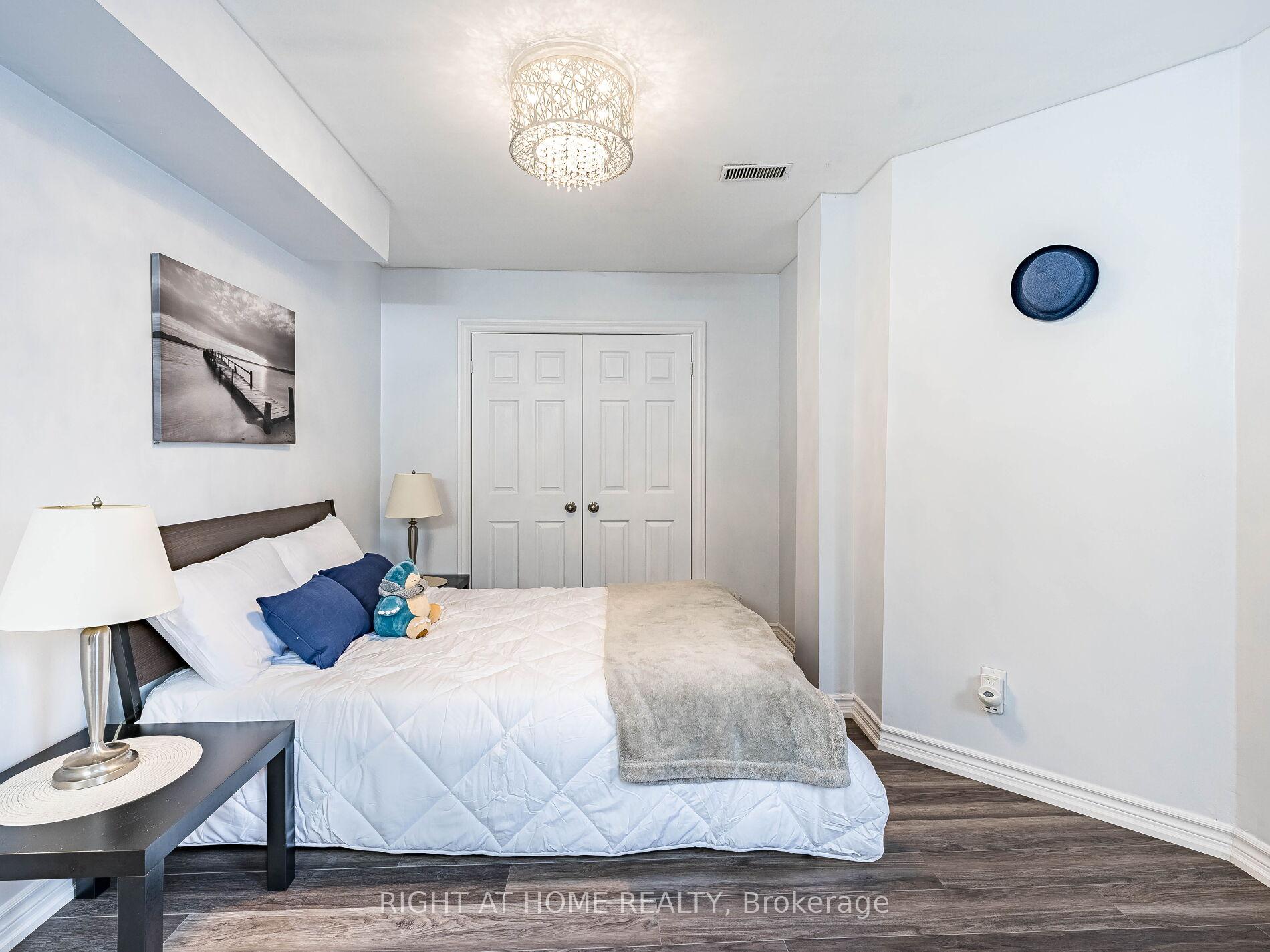 Photo 34 of 28 West Side Drive, Clarington, Bowmanville — HOMEH