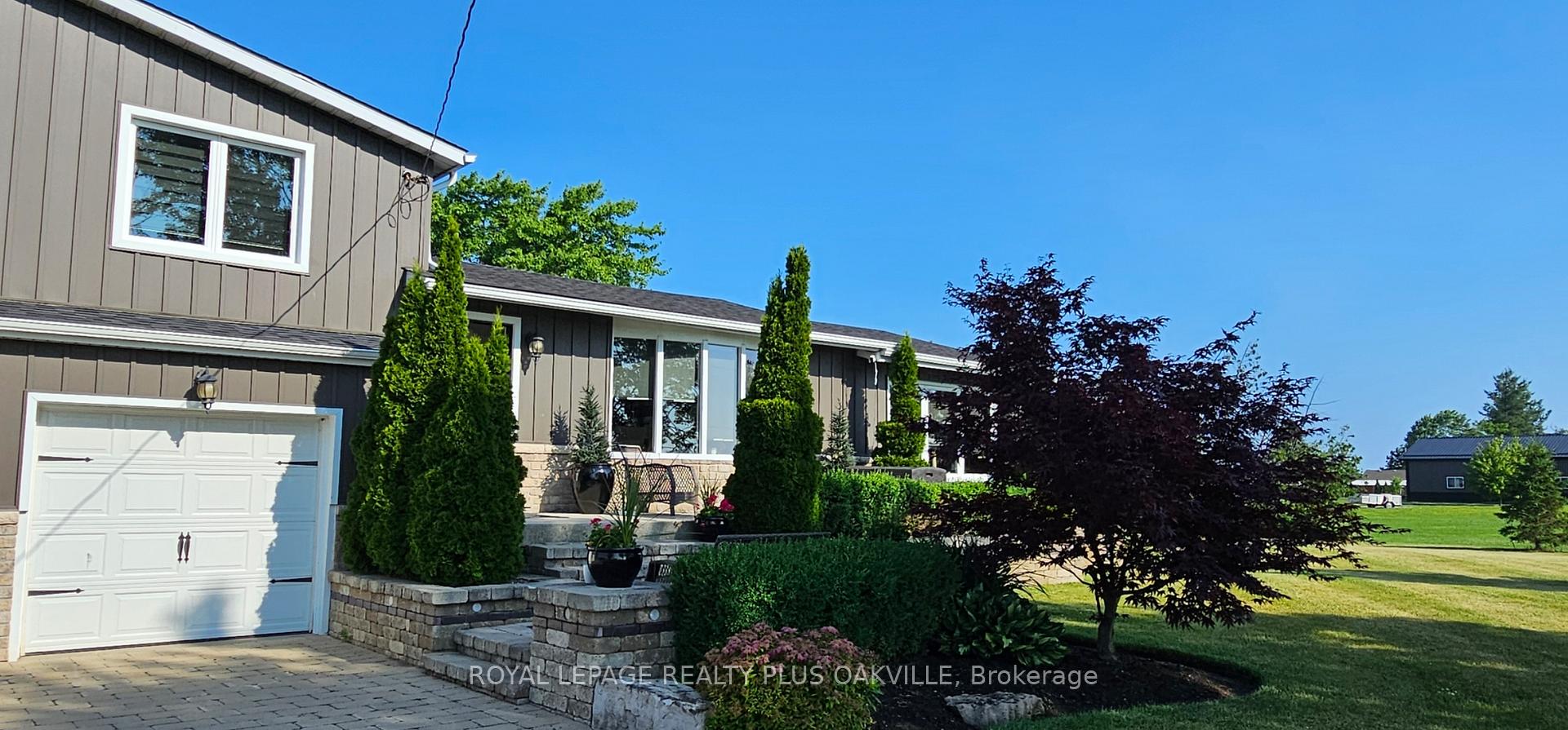 Photo 3 of 322 Russ Road, Grimsby, Grimsby Escarpment — HOMEH