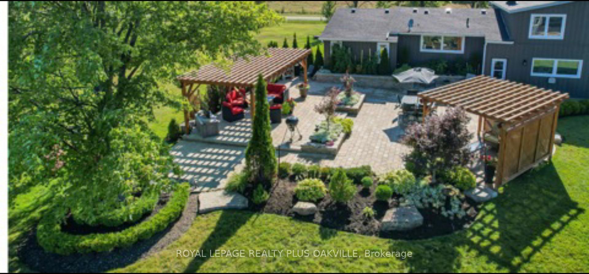 Photo 9 of 322 Russ Road, Grimsby, Grimsby Escarpment — HOMEH