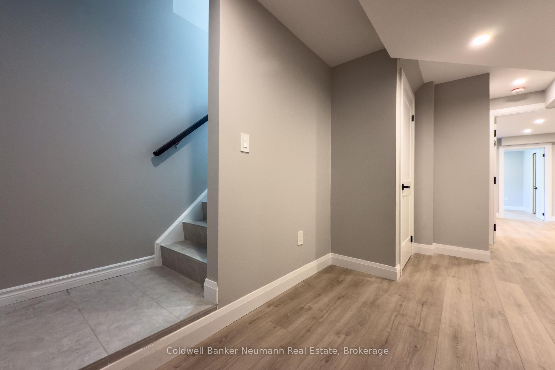 Photo 3 of Unit Lower, 97 Lovett Lane, Guelph, Kortright West — HOMEH