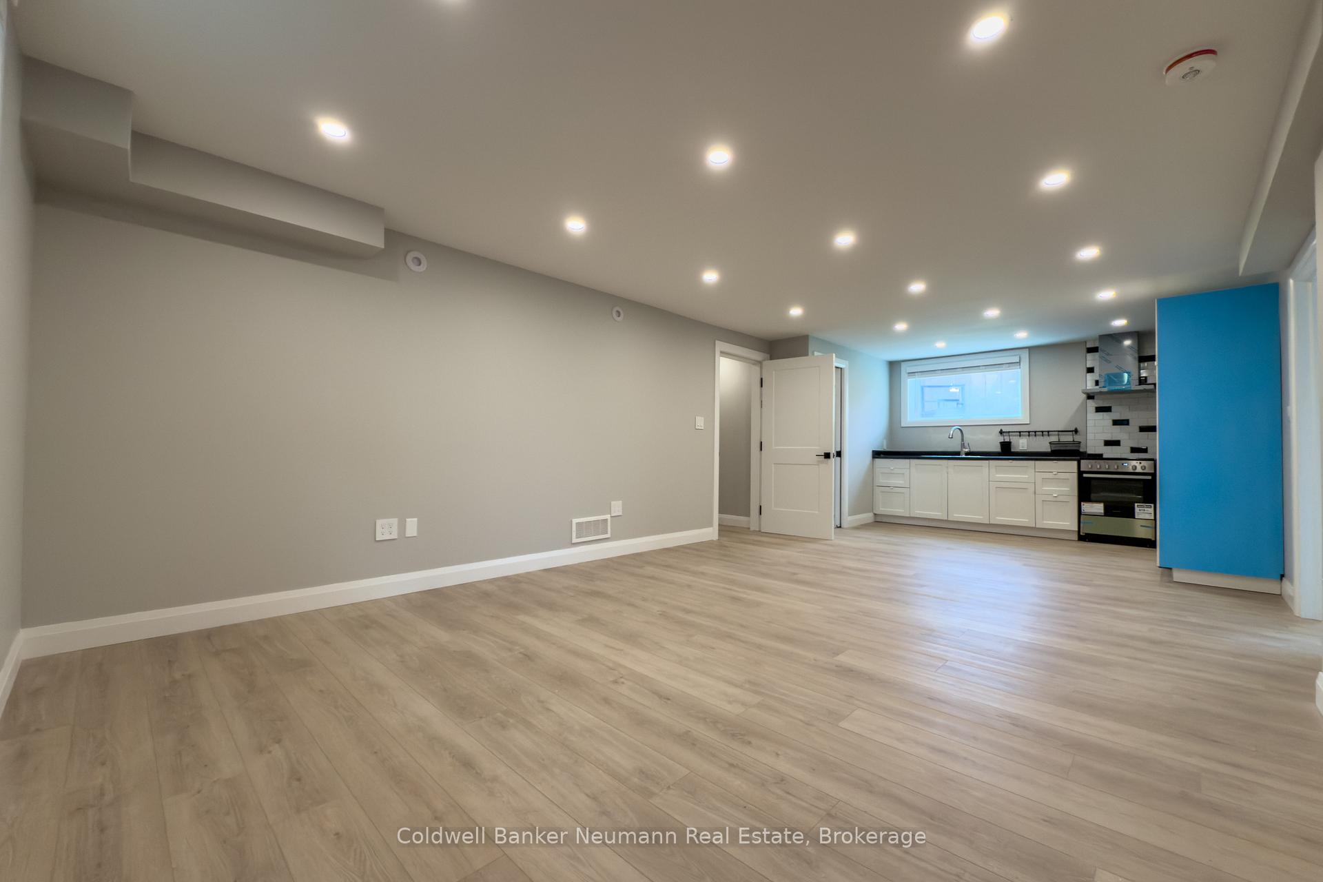 Photo 10 of Unit Lower, 97 Lovett Lane, Guelph, Kortright West — HOMEH