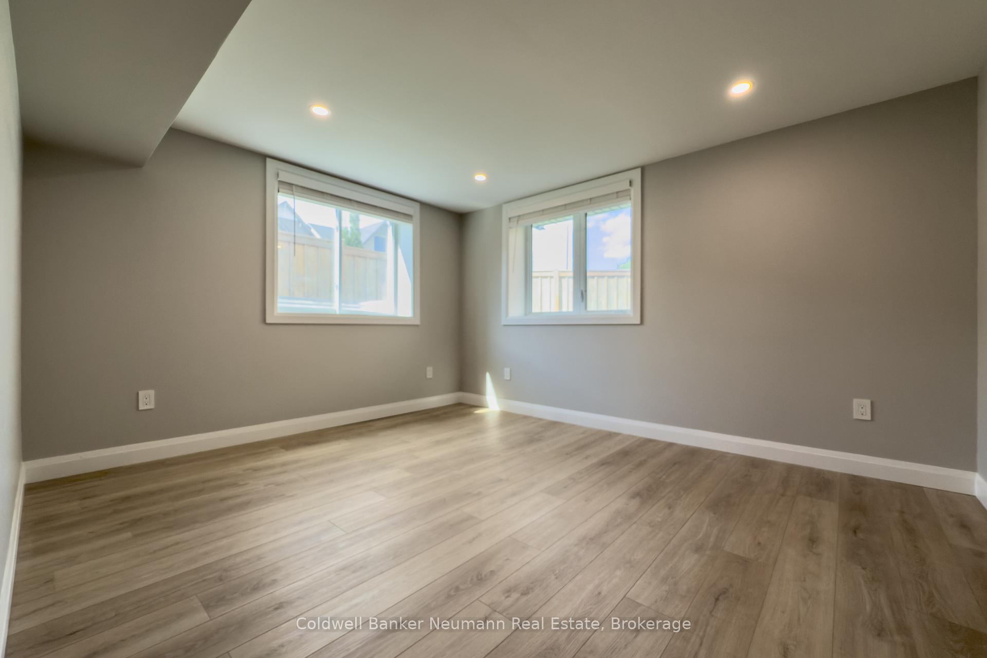 Photo 12 of Unit Lower, 97 Lovett Lane, Guelph, Kortright West — HOMEH