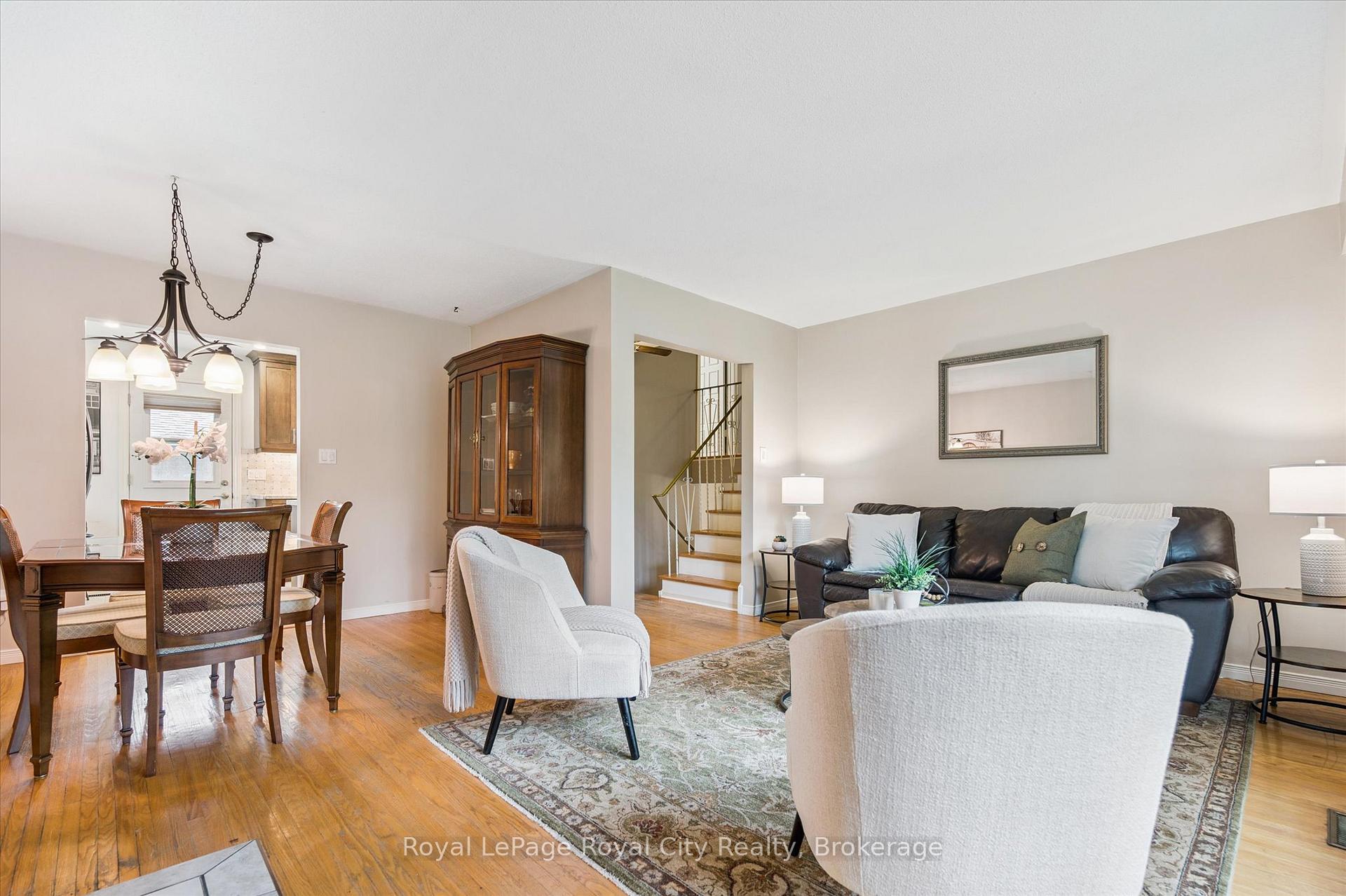 Photo 14 of 47 Argyle Drive, Guelph, Dovercliffe Park/Old University — HOMEH