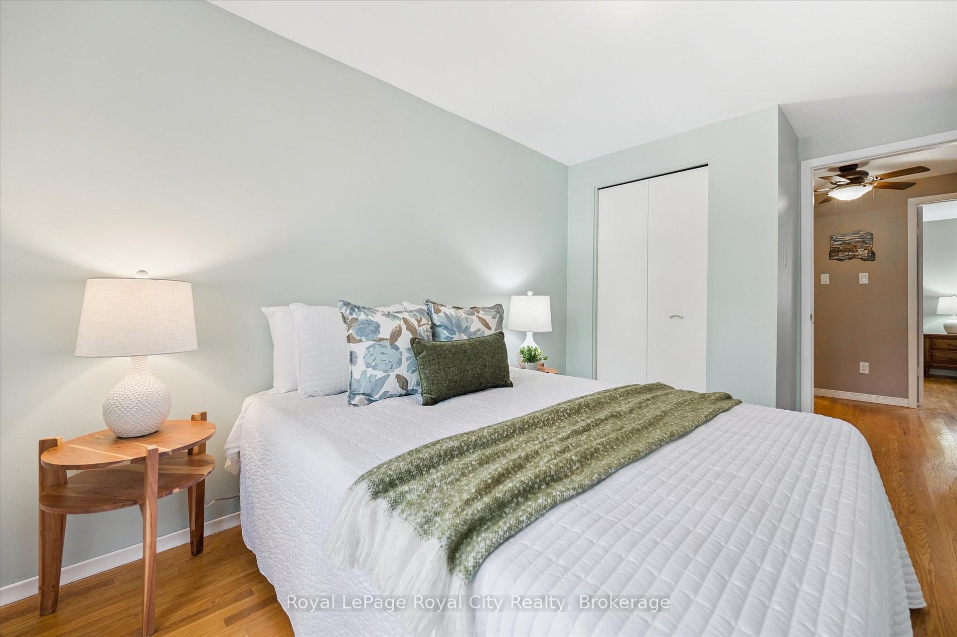 Photo 26 of 47 Argyle Drive, Guelph, Dovercliffe Park/Old University — HOMEH