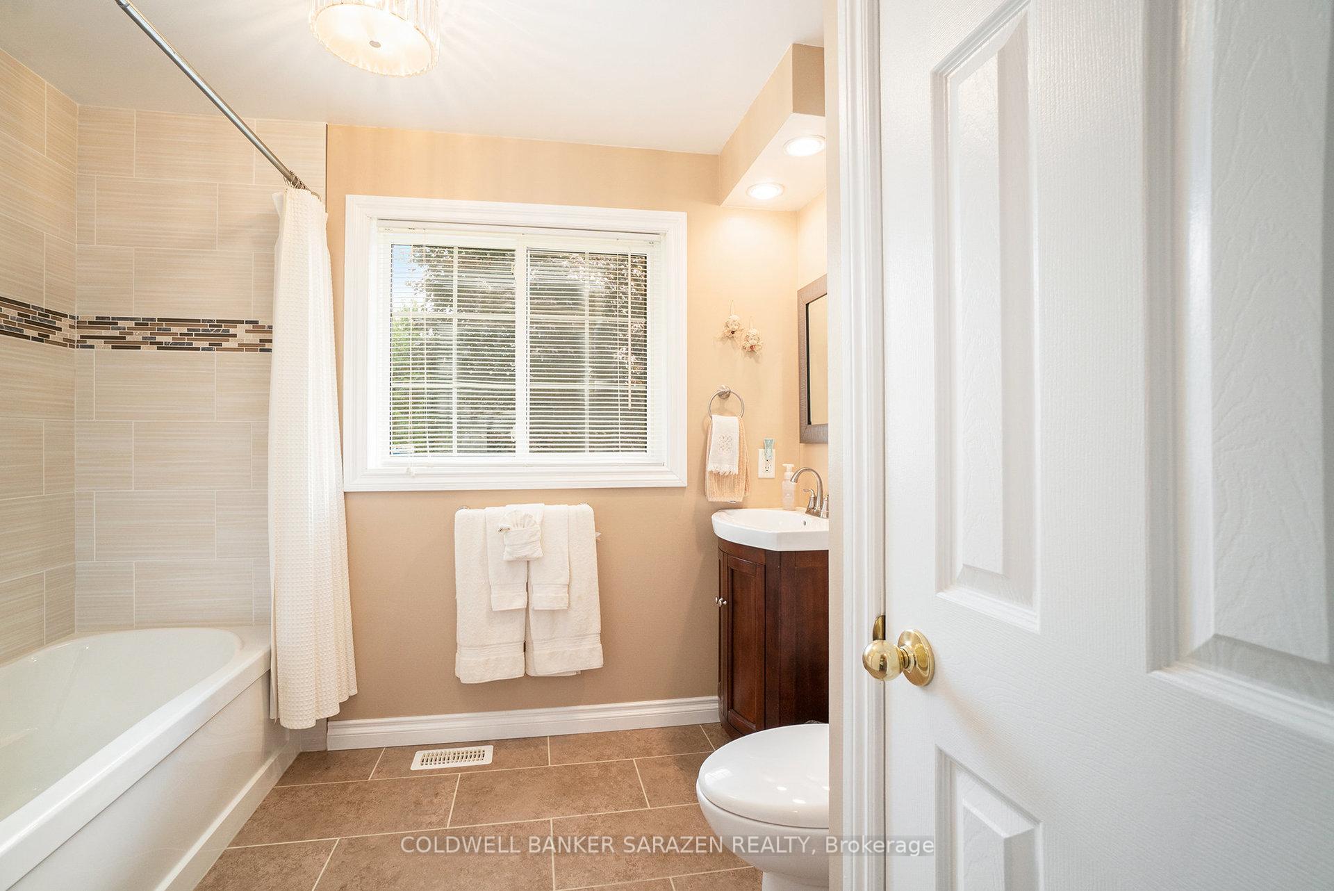 Photo 13 of 2856 Glenwood Drive, Ottawa, Metcalfe — HOMEH