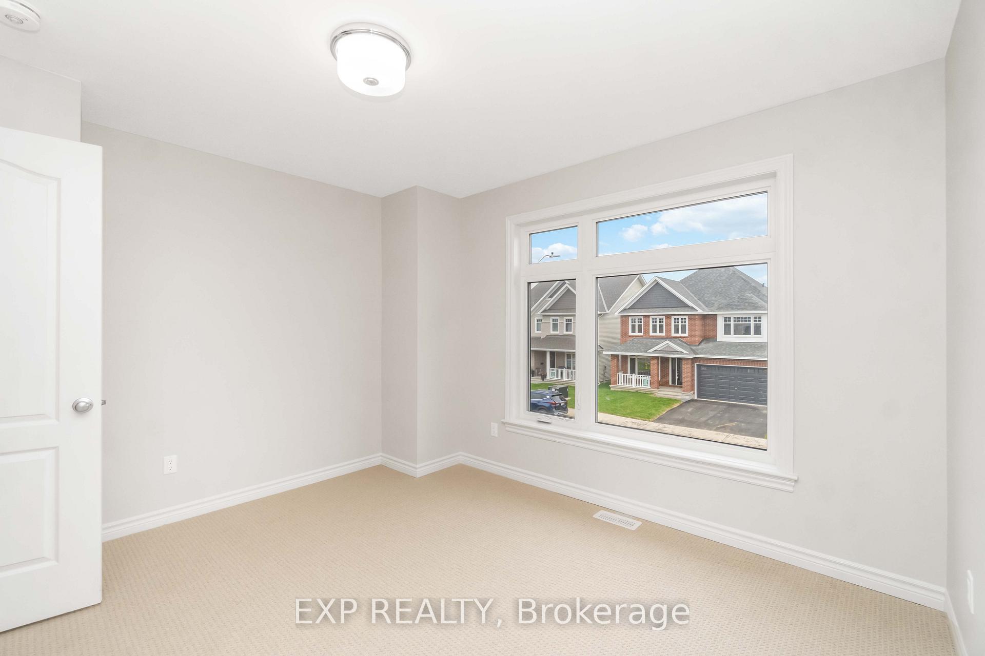 Photo 35 of 695 Moonflower Crescent, Ottawa, Blossom Park/Kemp Park/Findlay Creek — HOMEH