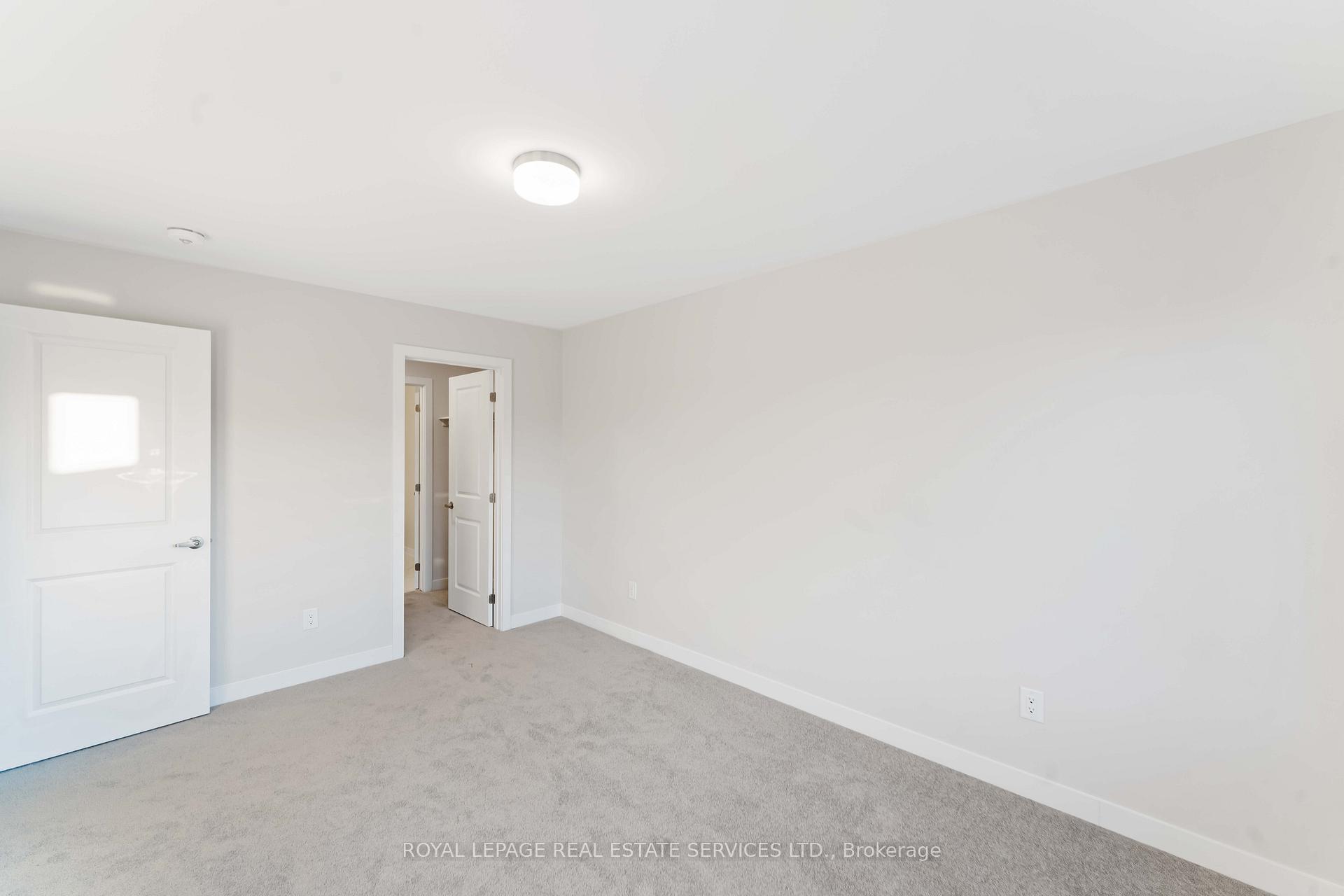 Photo 12 of 183 Beebalm Crescent, Ottawa, Barrhaven - Half Moon Bay — HOMEH