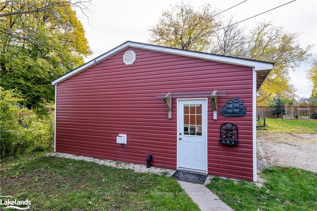 Photo 12 of 396 Sixth Street, Collingwood — HOMEH