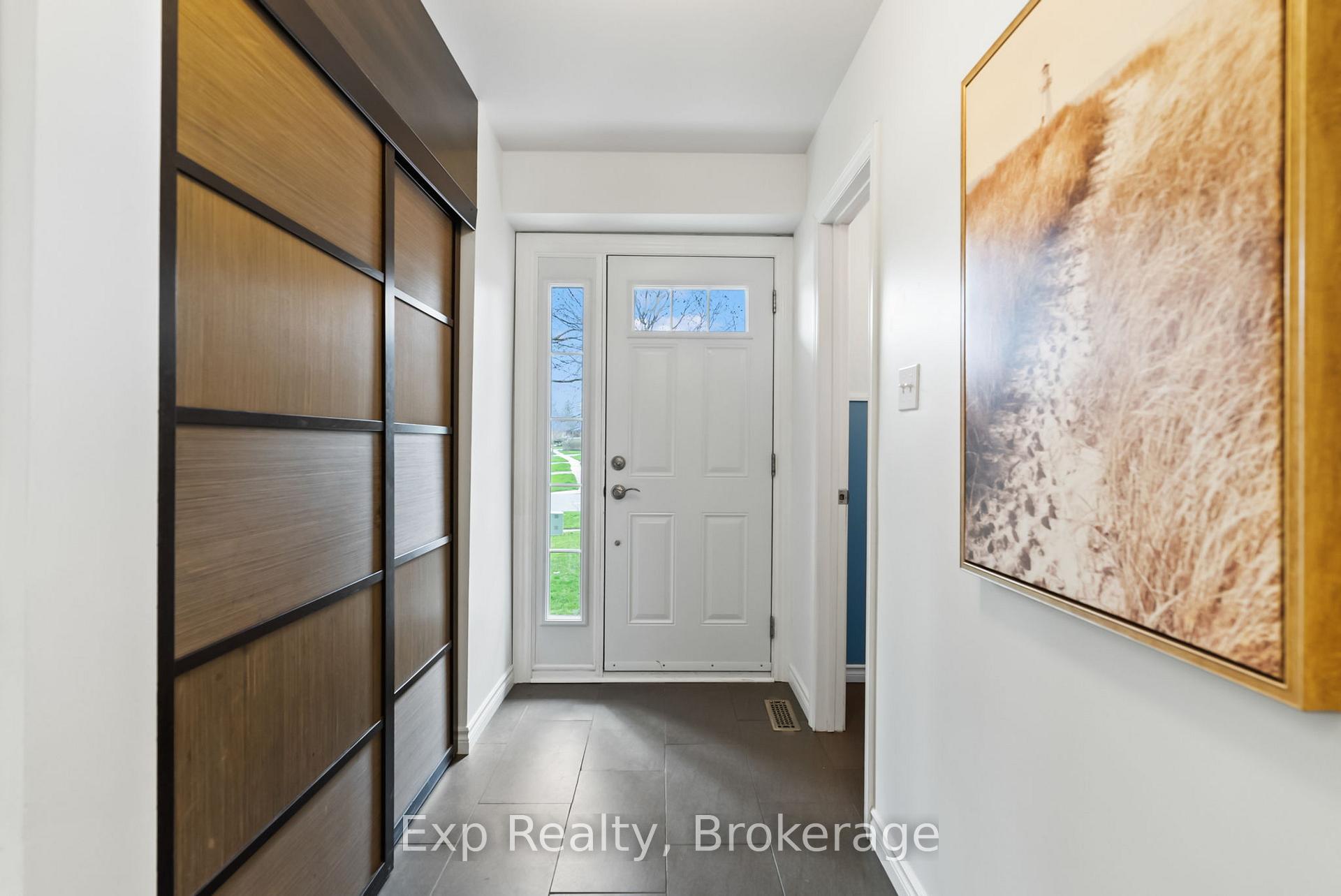 Photo 6 of 54 Hobbs Drive, Clarington, Bowmanville — HOMEH