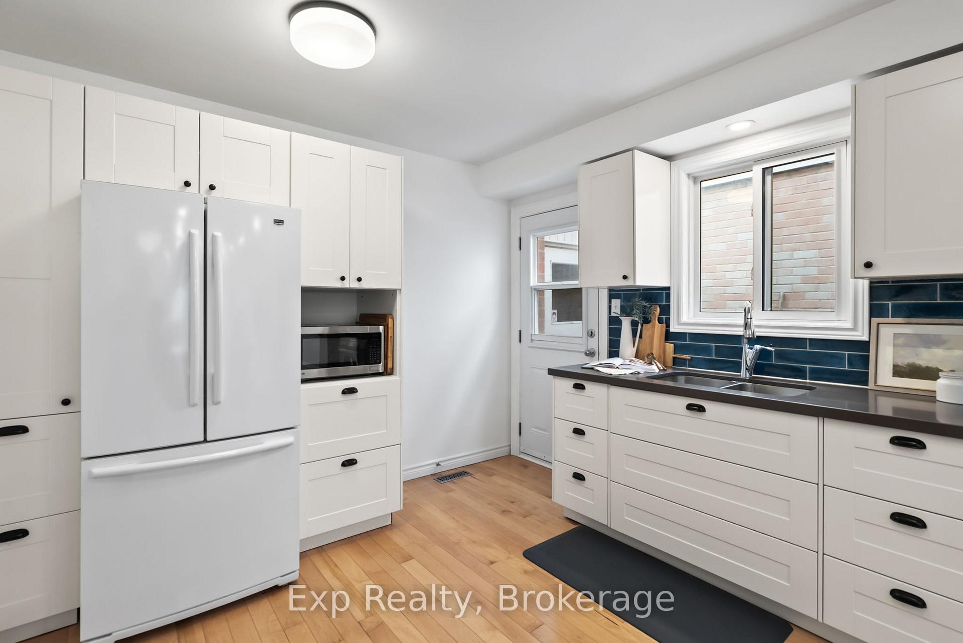 Photo 9 of 54 Hobbs Drive, Clarington, Bowmanville — HOMEH