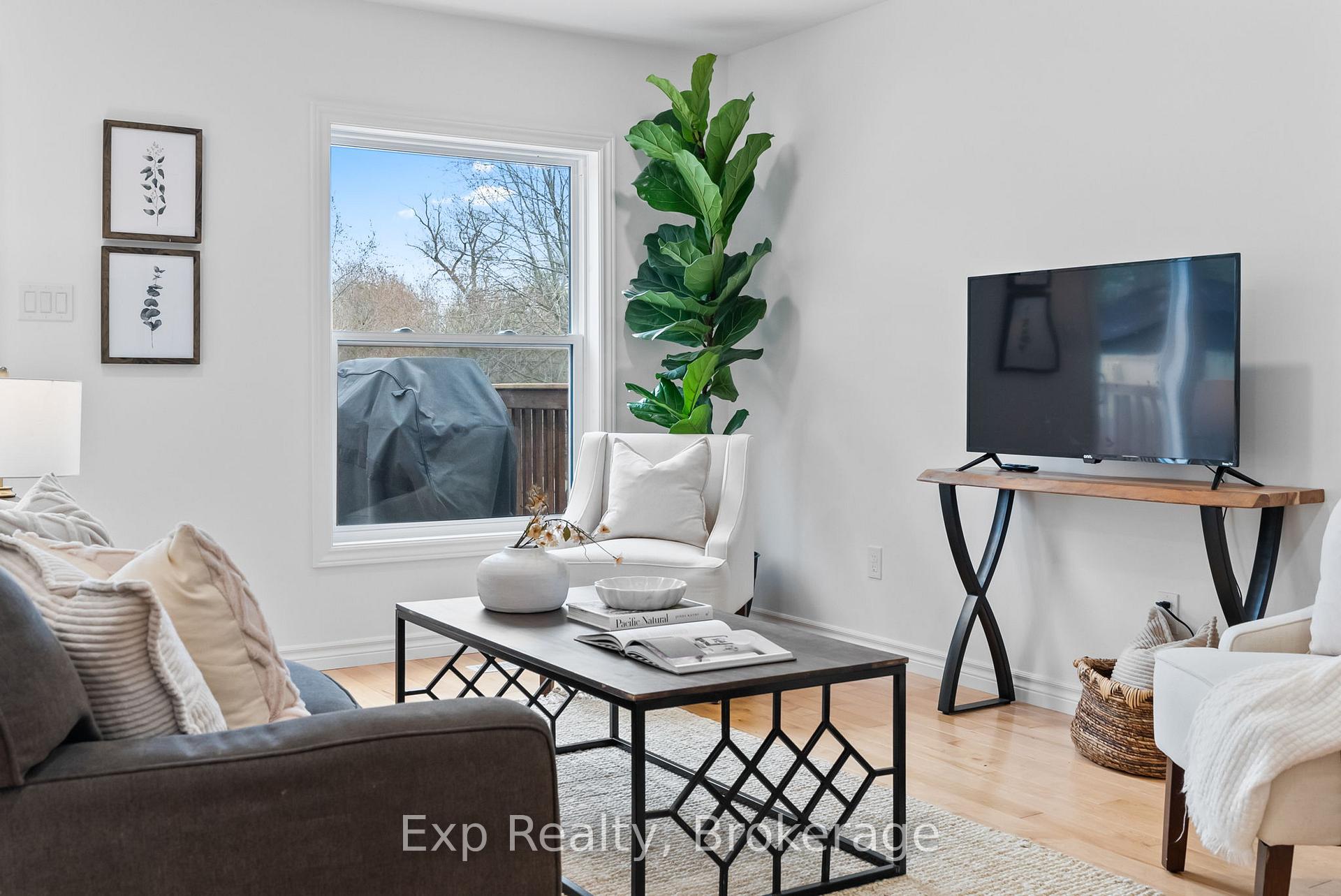 Photo 16 of 54 Hobbs Drive, Clarington, Bowmanville — HOMEH