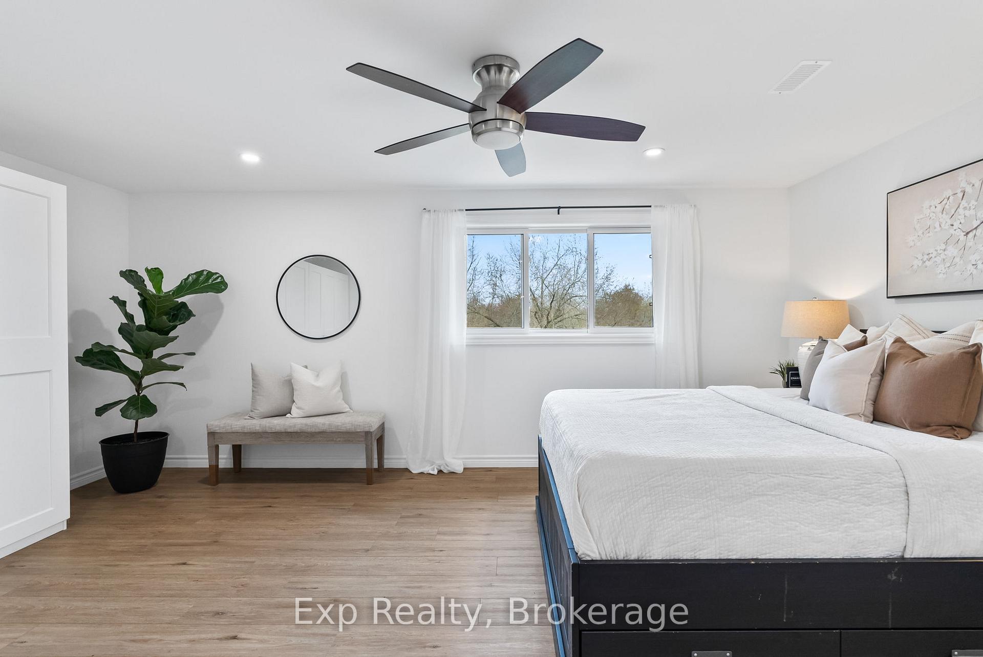 Photo 28 of 54 Hobbs Drive, Clarington, Bowmanville — HOMEH