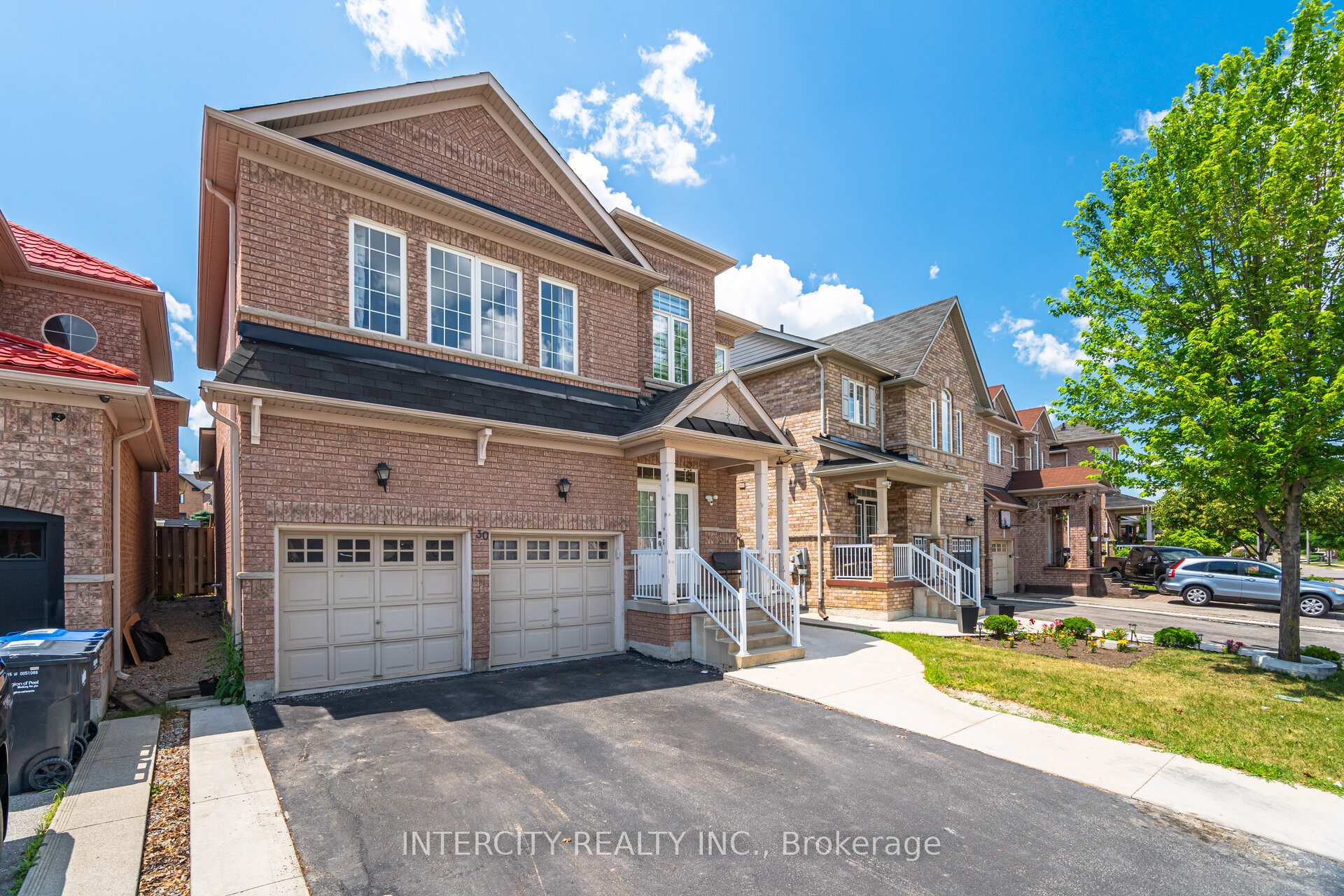 Photo 32 of 30 Pape Drive, Brampton, Sandringham-Wellington — HOMEH