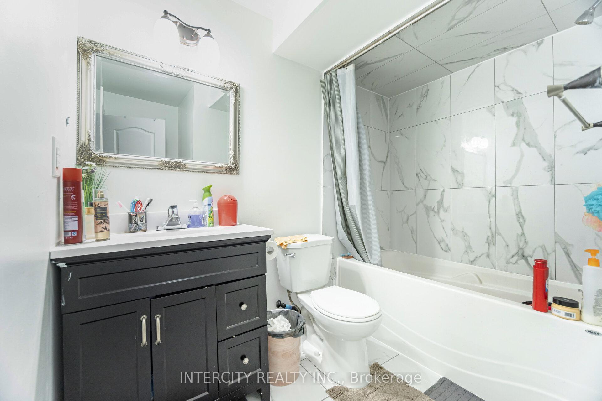 Photo 25 of 30 Pape Drive, Brampton, Sandringham-Wellington — HOMEH