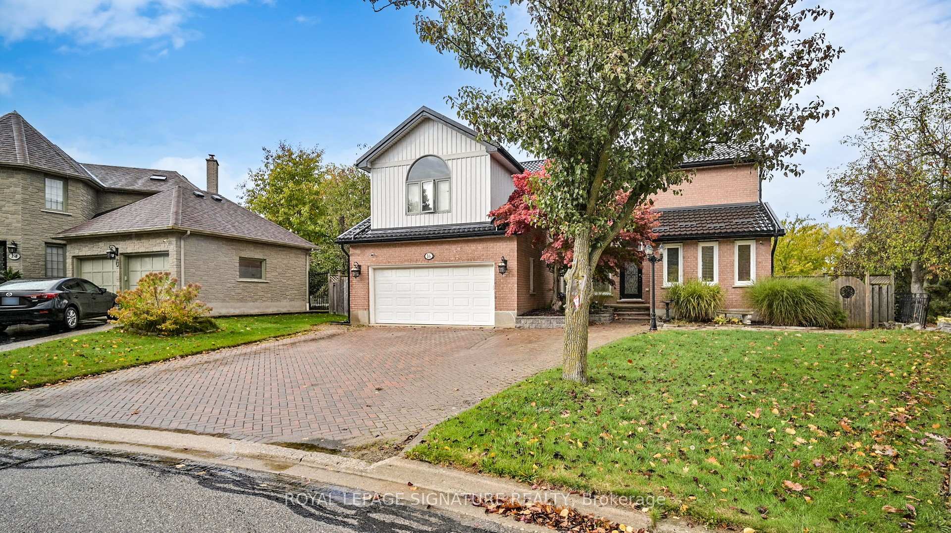 Photo 2 of 16 Mollison Court, Guelph, Kortright Hills — HOMEH