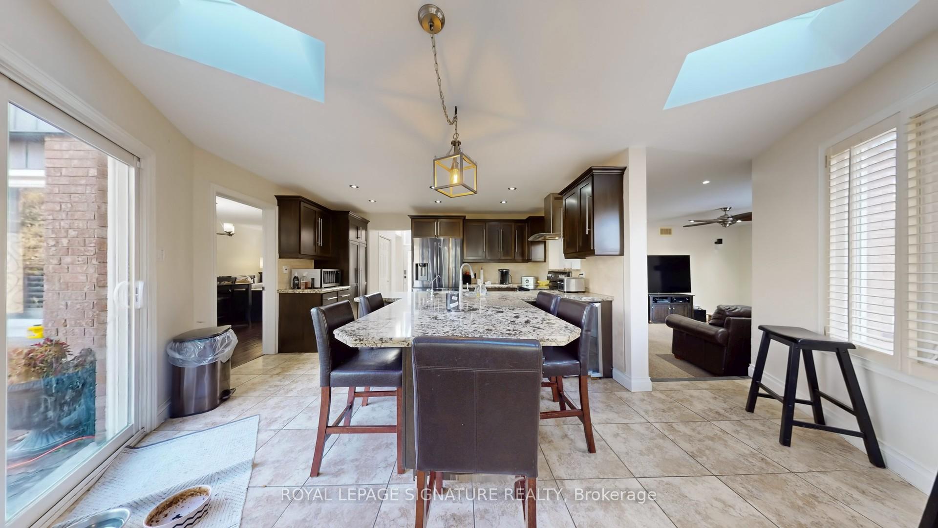 Photo 13 of 16 Mollison Court, Guelph, Kortright Hills — HOMEH