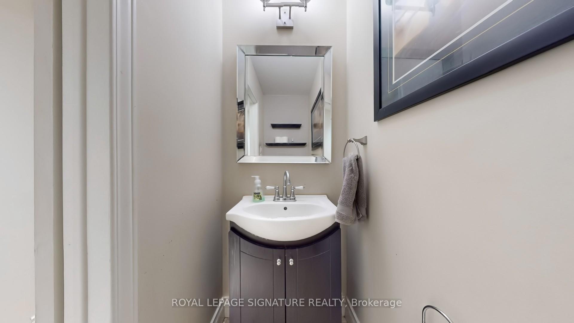 Photo 14 of 16 Mollison Court, Guelph, Kortright Hills — HOMEH
