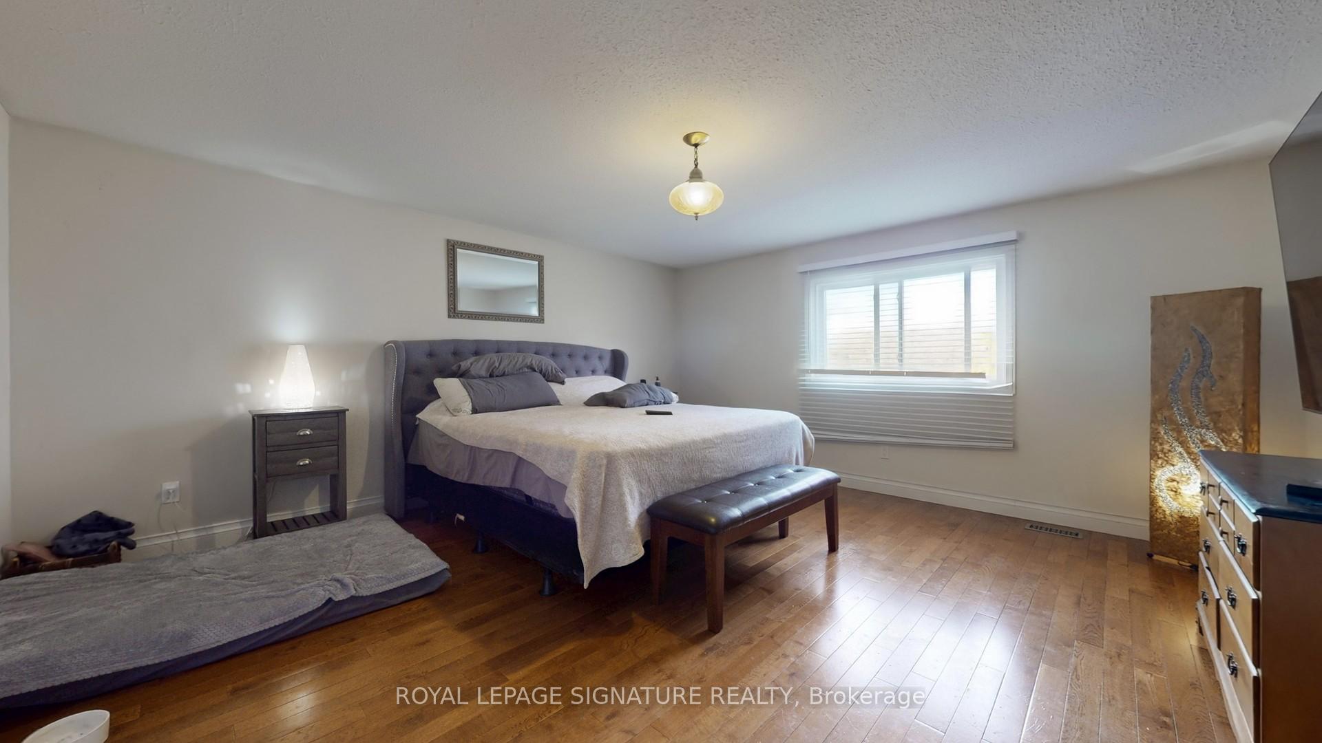 Photo 17 of 16 Mollison Court, Guelph, Kortright Hills — HOMEH