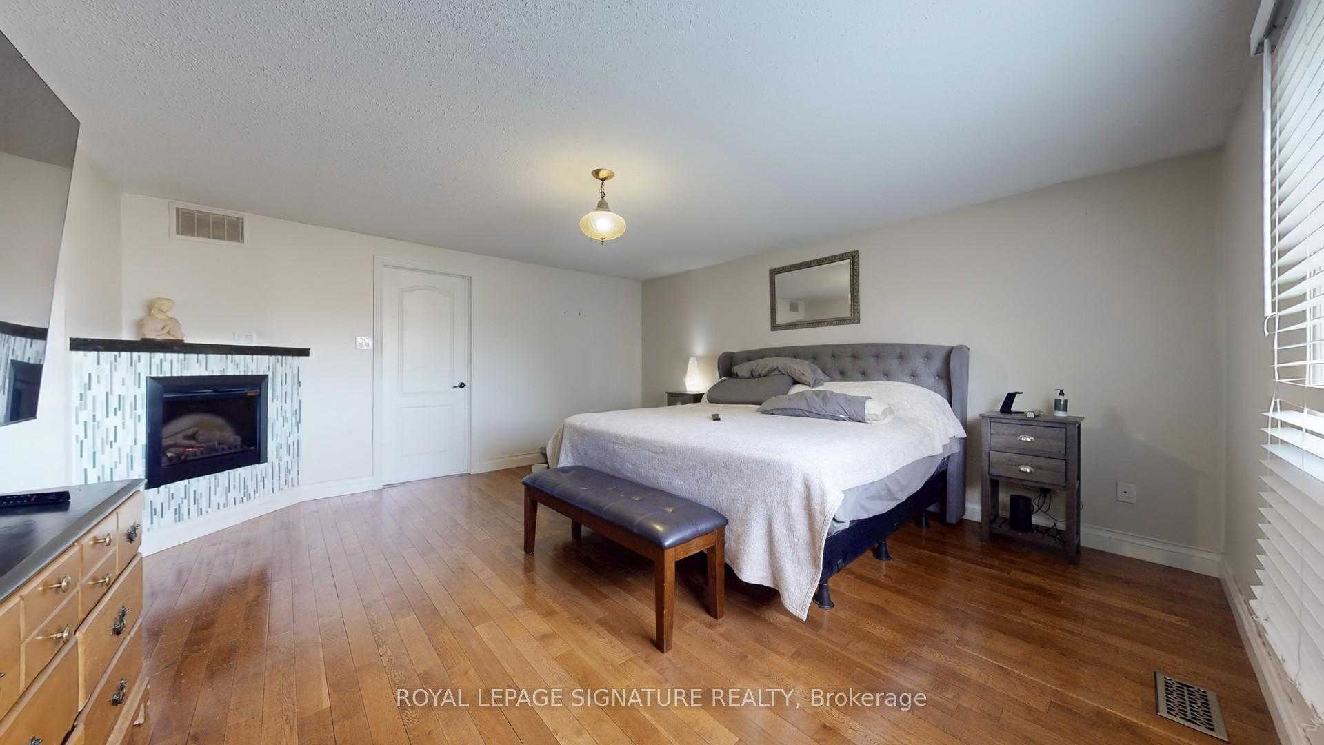 Photo 18 of 16 Mollison Court, Guelph, Kortright Hills — HOMEH