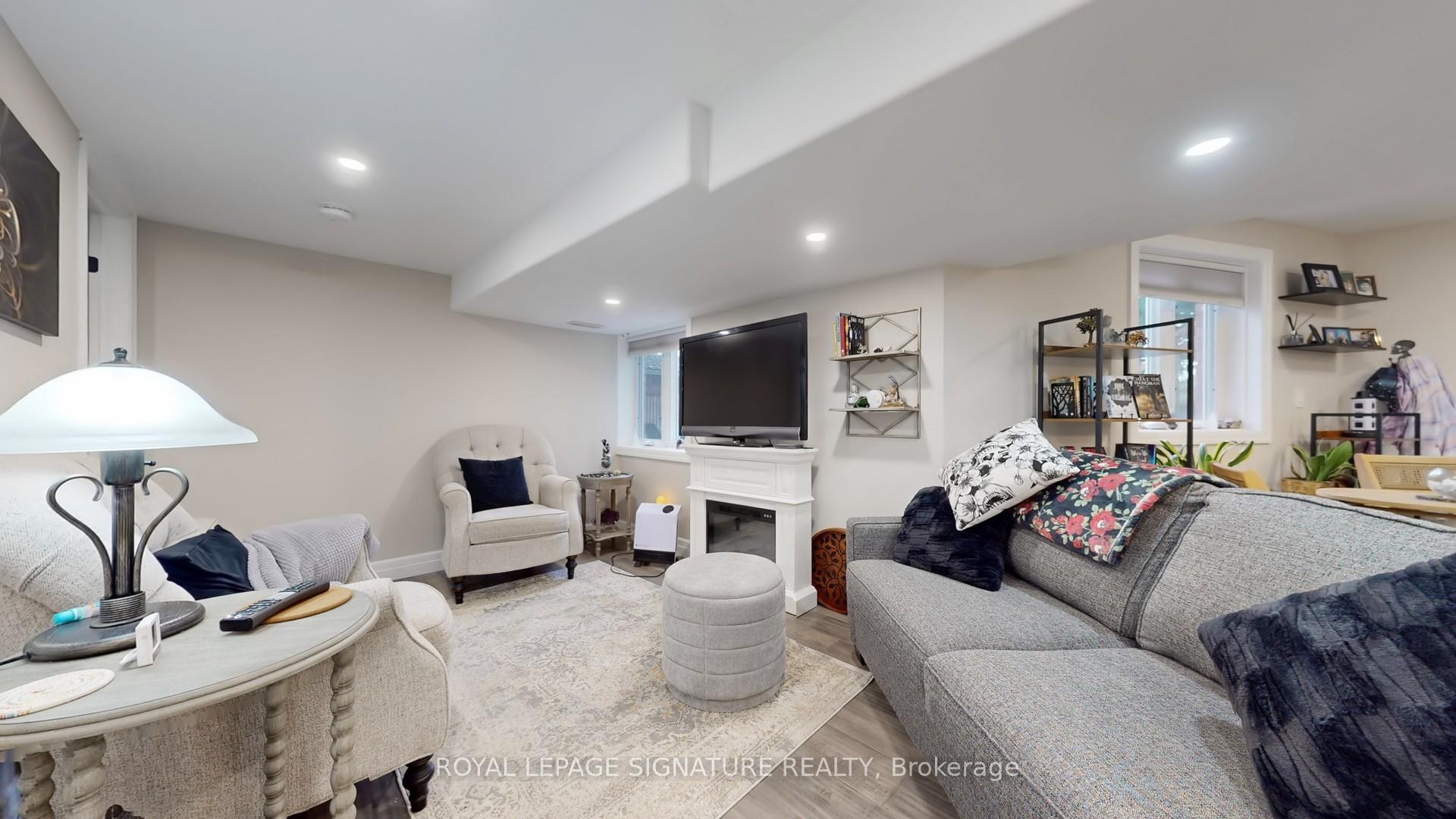 Photo 25 of 16 Mollison Court, Guelph, Kortright Hills — HOMEH