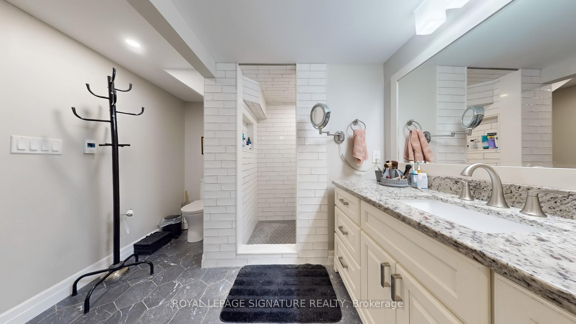 Photo 34 of 16 Mollison Court, Guelph, Kortright Hills — HOMEH