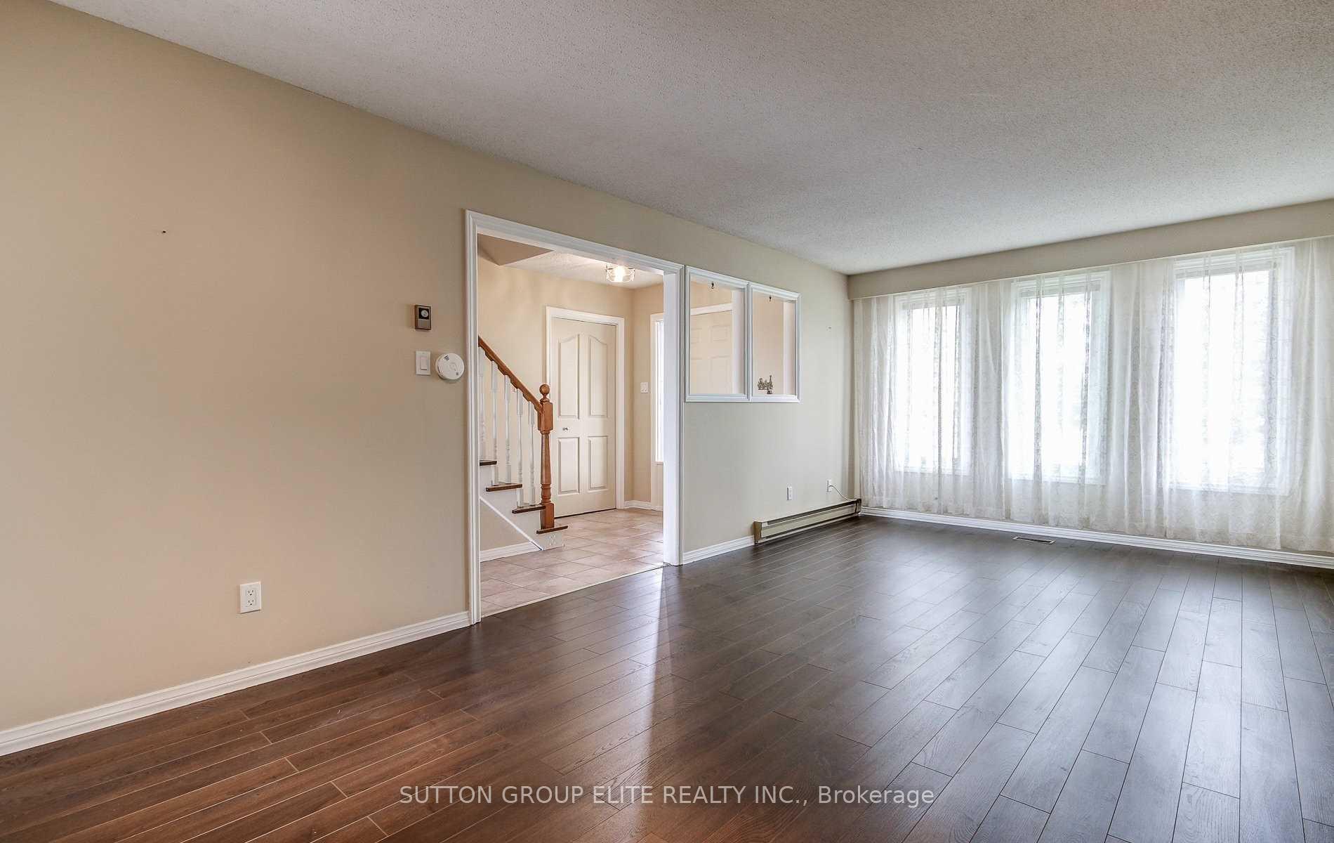 Photo 4 of 57 Fairmeadow Drive, Guelph, Willow West/Sugarbush/West Acres — HOMEH
