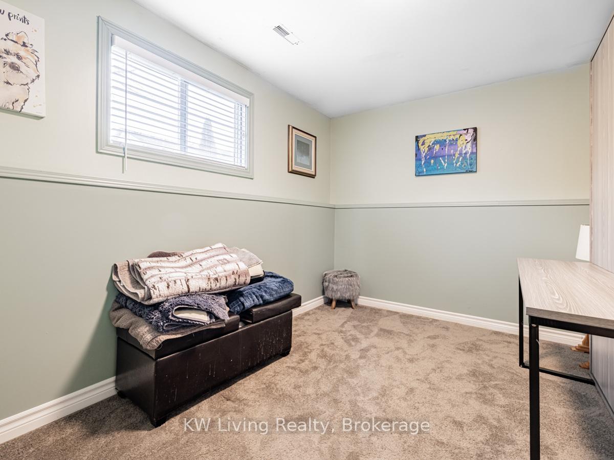 Photo 28 of 35 Mapleton Avenue, Barrie, Holly — HOMEH