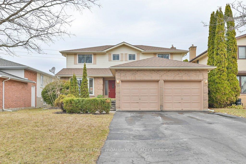 Photo 2 of 30 Springbrook Crescent, Belleville, Belleville Ward — HOMEH