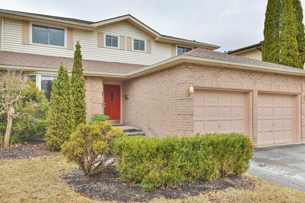 Photo 3 of 30 Springbrook Crescent, Belleville, Belleville Ward — HOMEH