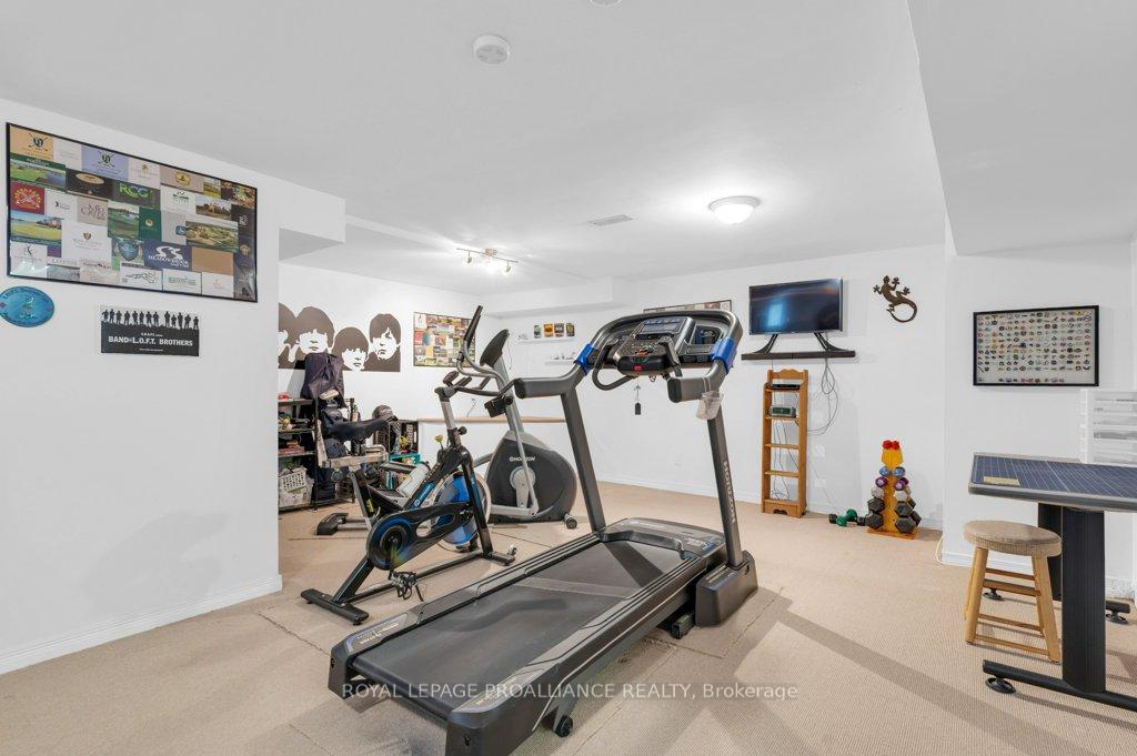 Photo 28 of 30 Springbrook Crescent, Belleville, Belleville Ward — HOMEH