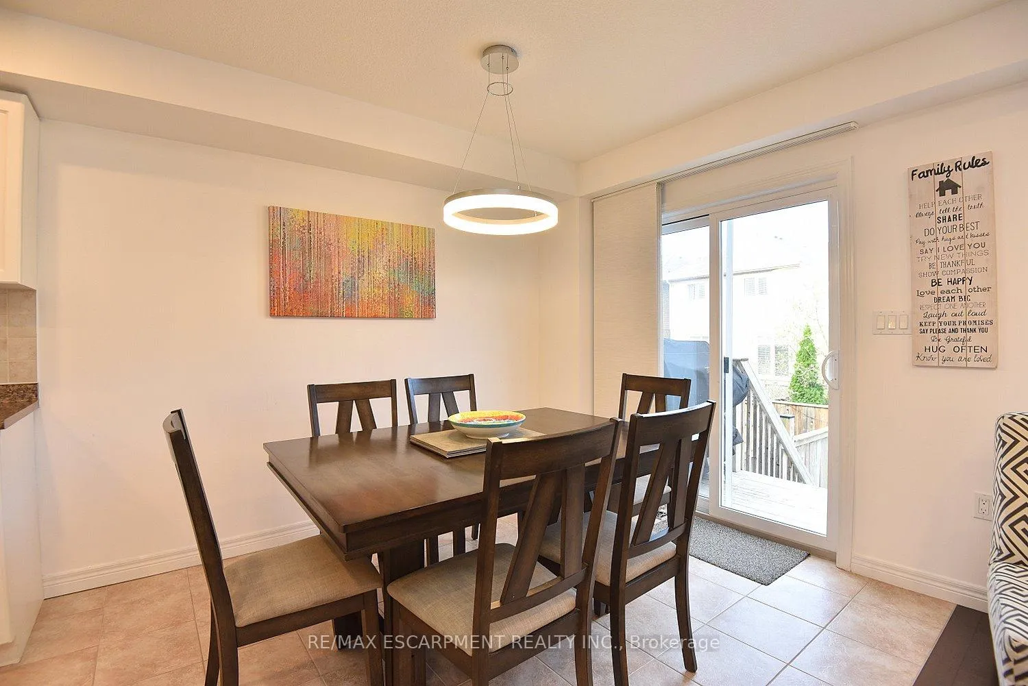 Photo 8 of 102 Celestial Crescent, Hamilton, Hannon — HOMEH