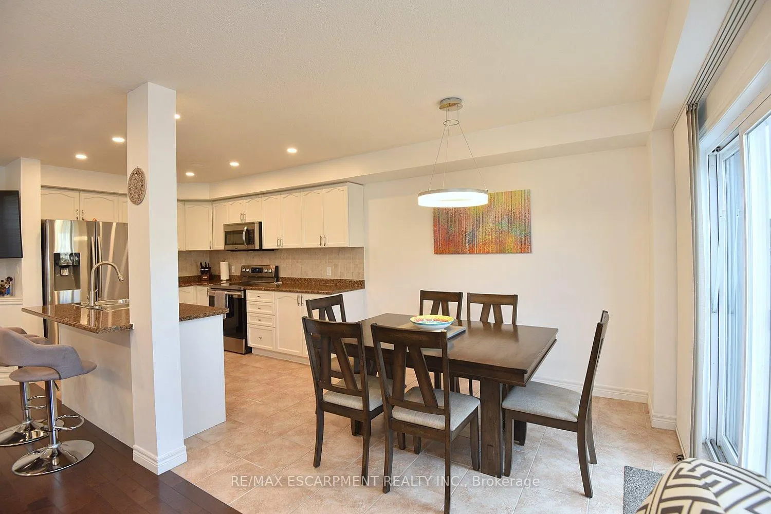 Photo 10 of 102 Celestial Crescent, Hamilton, Hannon — HOMEH