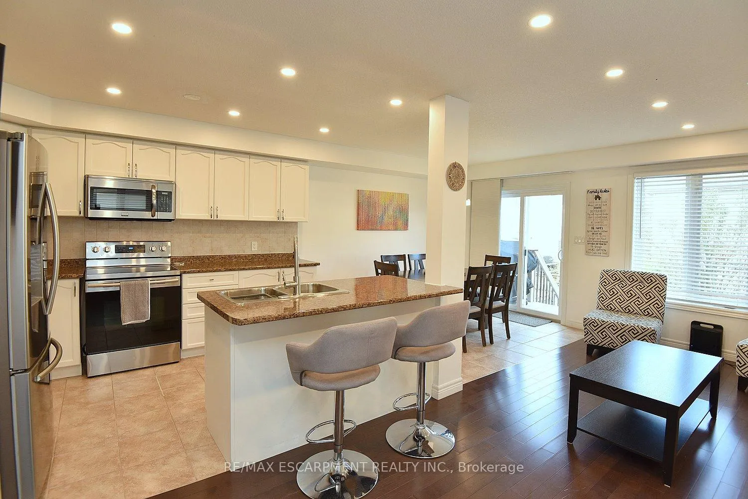 Photo 15 of 102 Celestial Crescent, Hamilton, Hannon — HOMEH